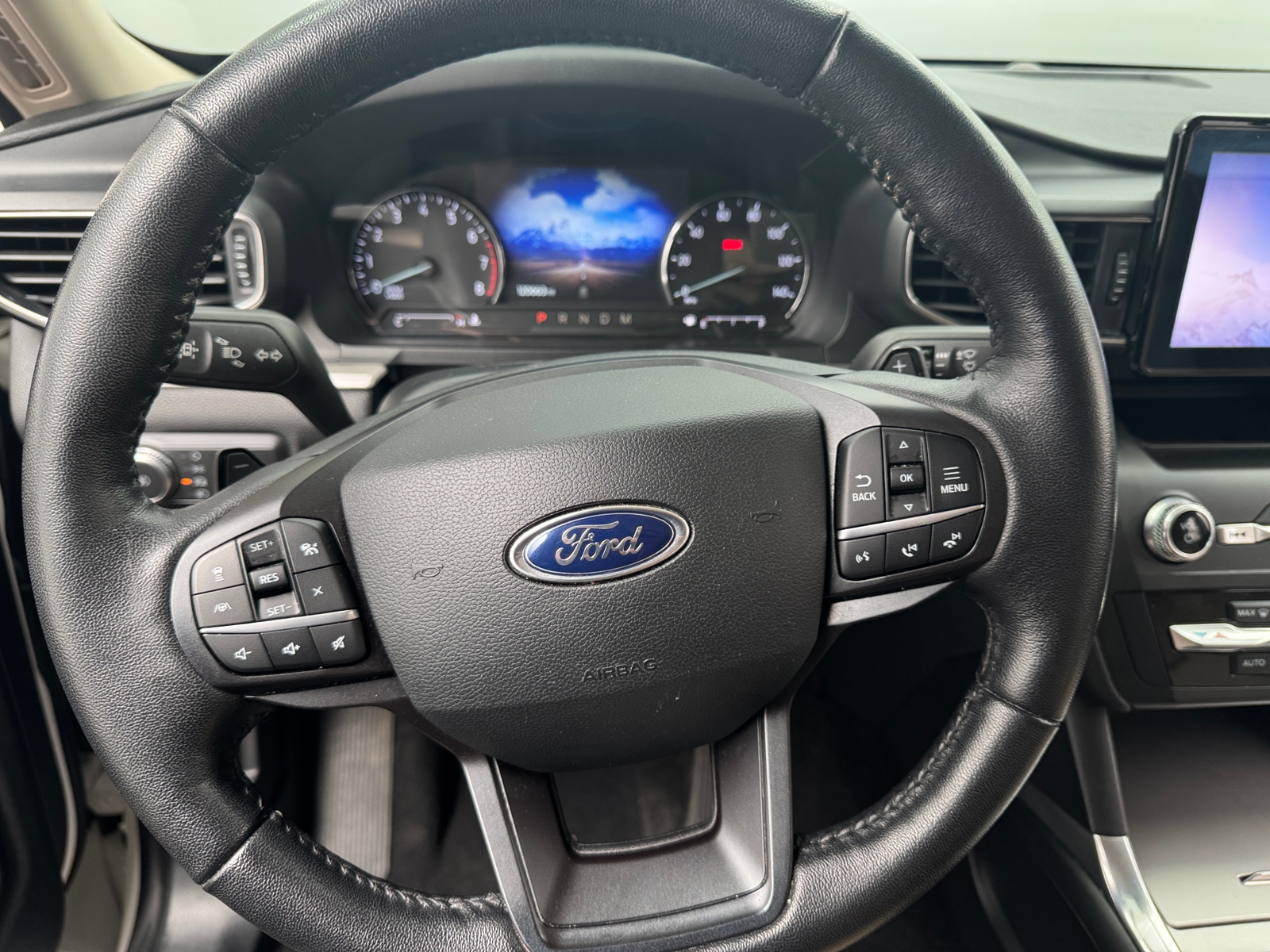 Thumbnail: 2020 Ford Explorer - 5