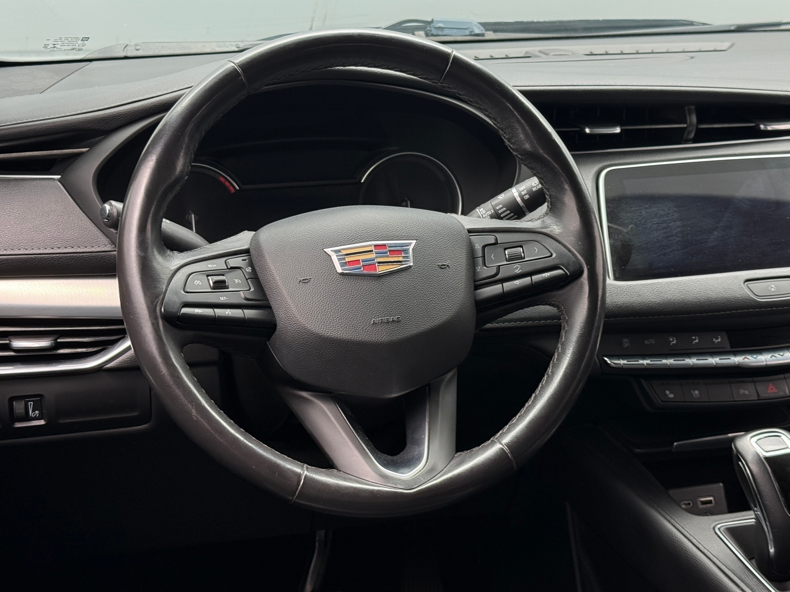 Thumbnail: 2019 Cadillac XT4 - 4