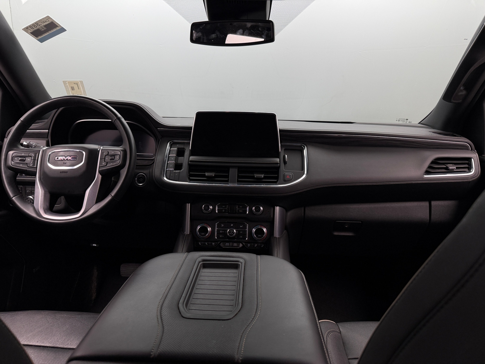 Thumbnail: 2023 GMC Yukon - 3
