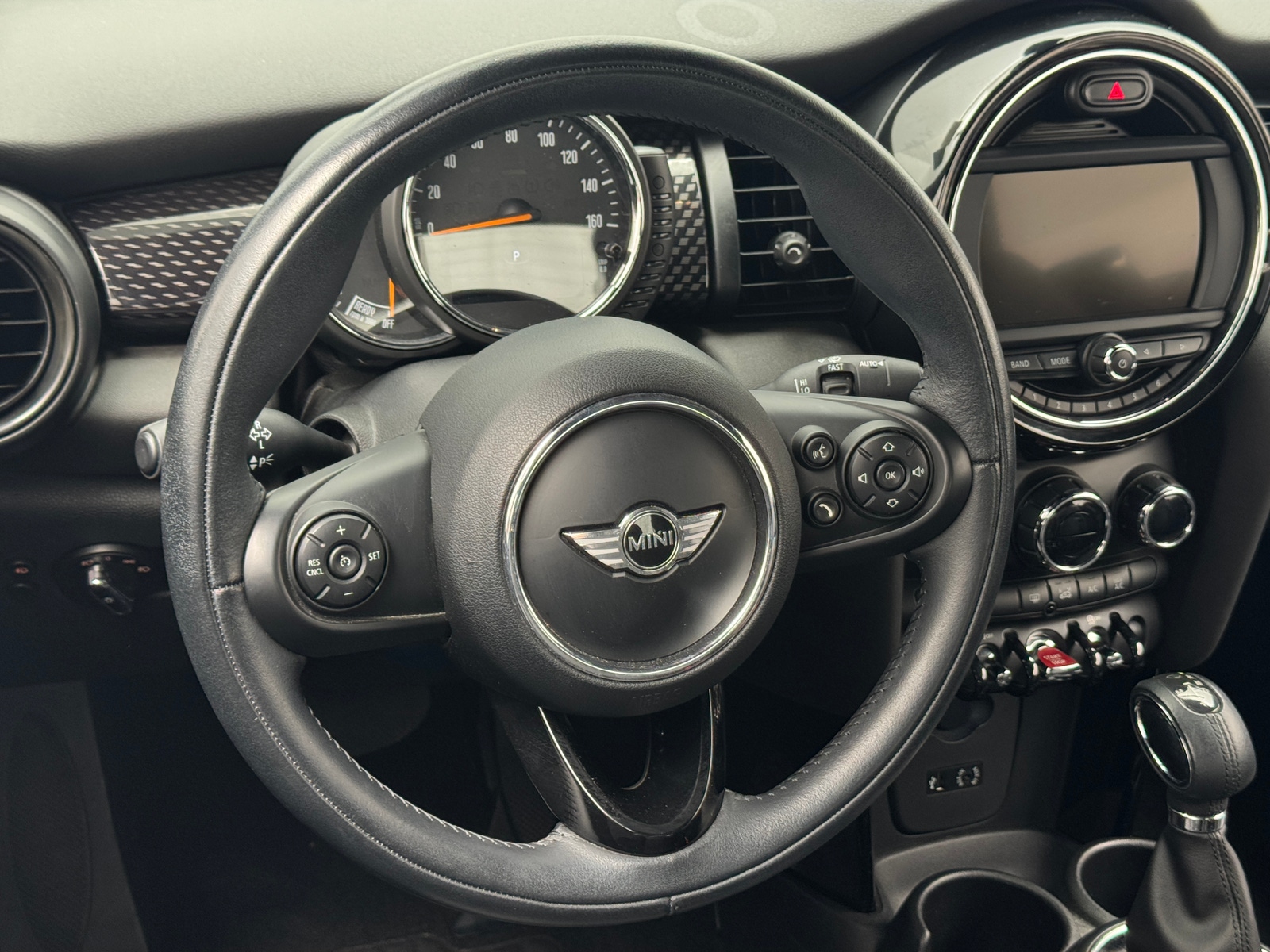 Thumbnail: 2016 MINI Cooper Convertible - 5