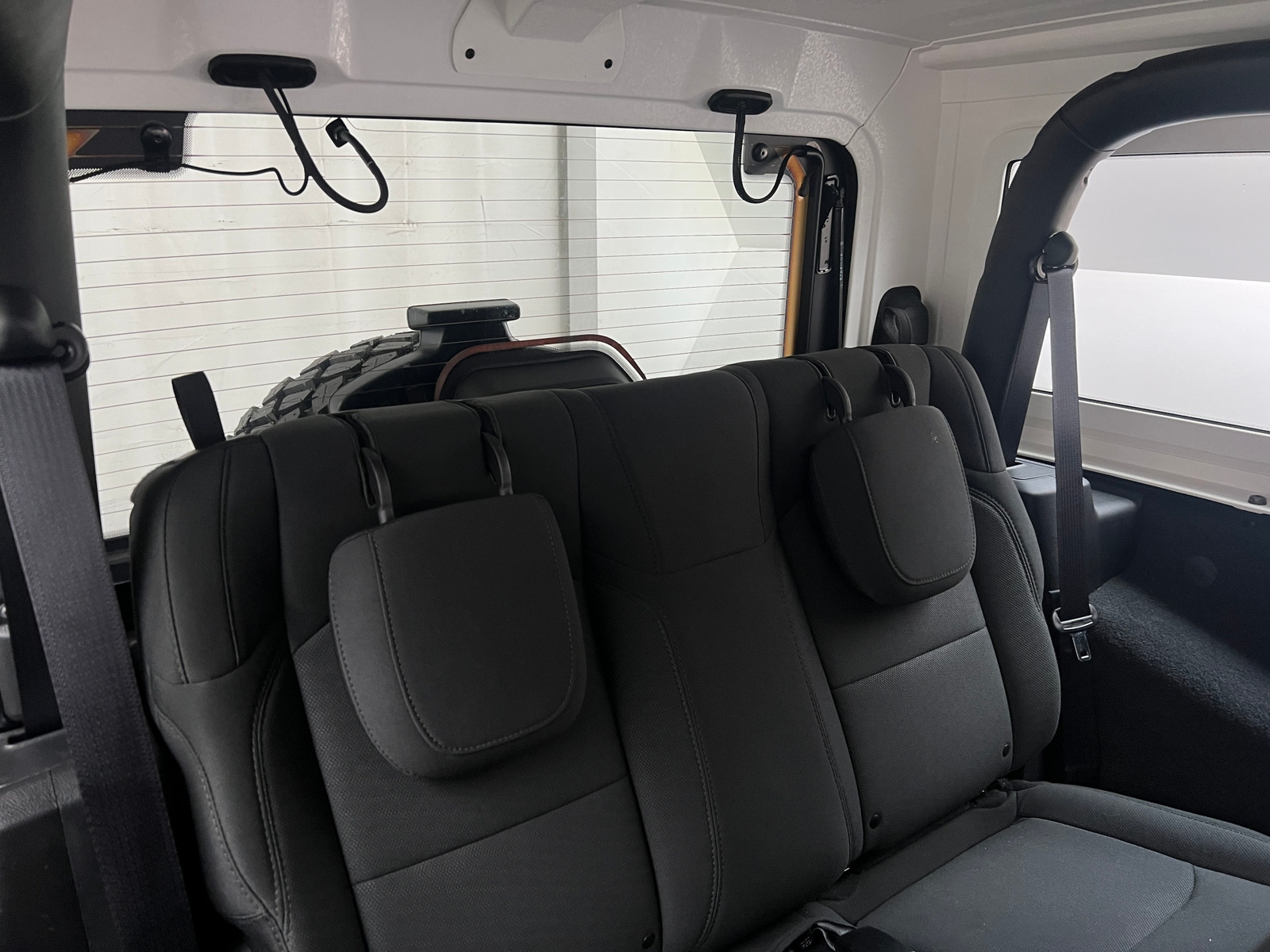 Thumbnail: 2022 Jeep Wrangler - 6