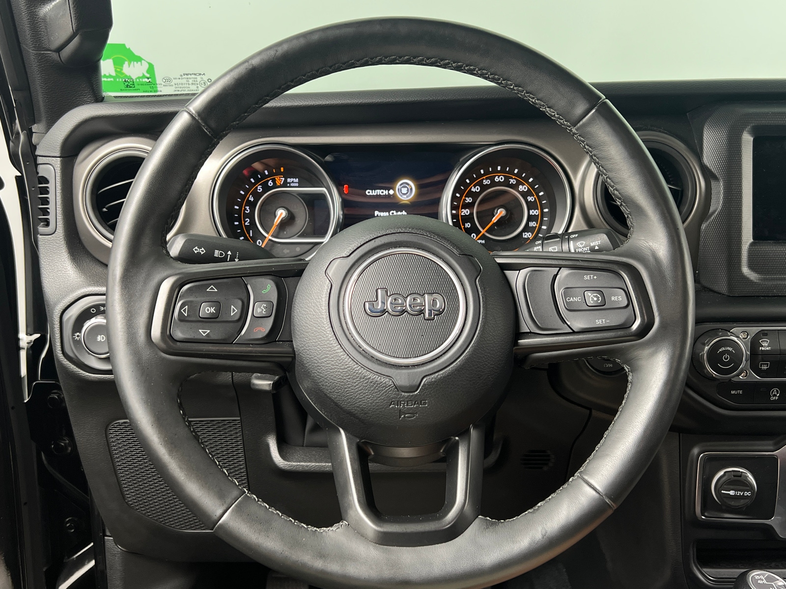 Thumbnail: 2022 Jeep Wrangler - 5