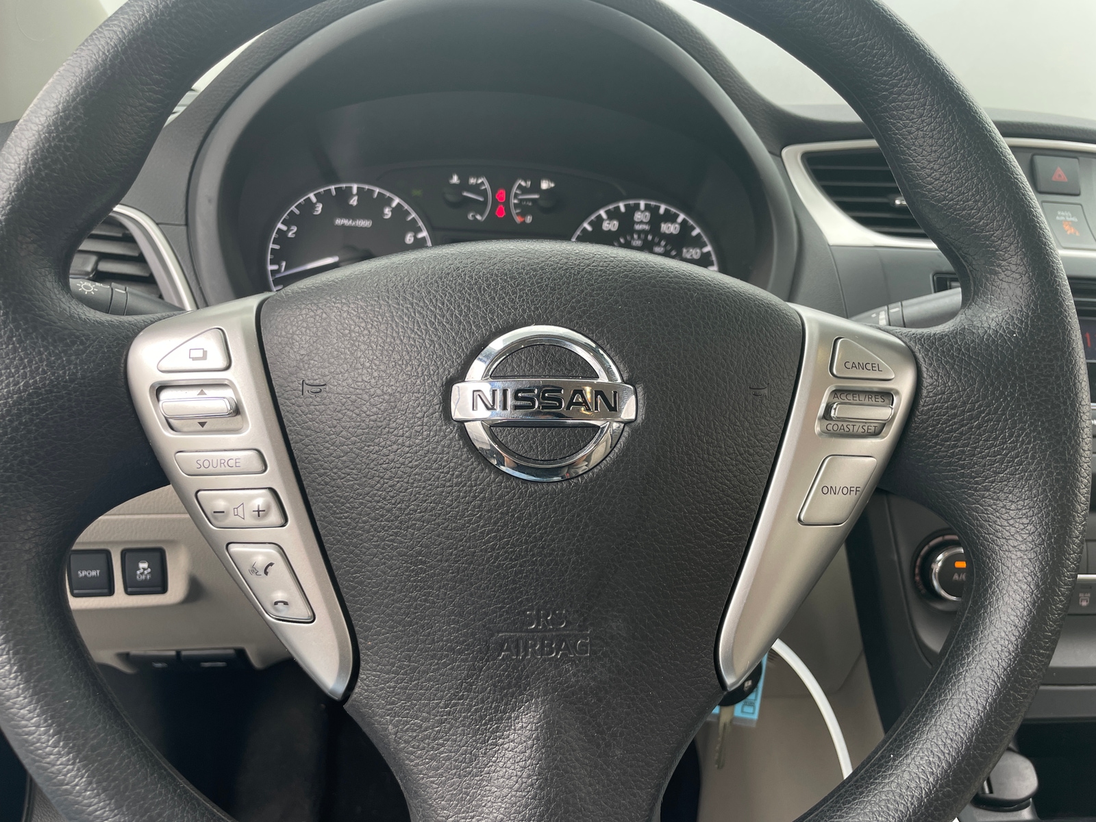 Thumbnail: 2017 Nissan Sentra - 5