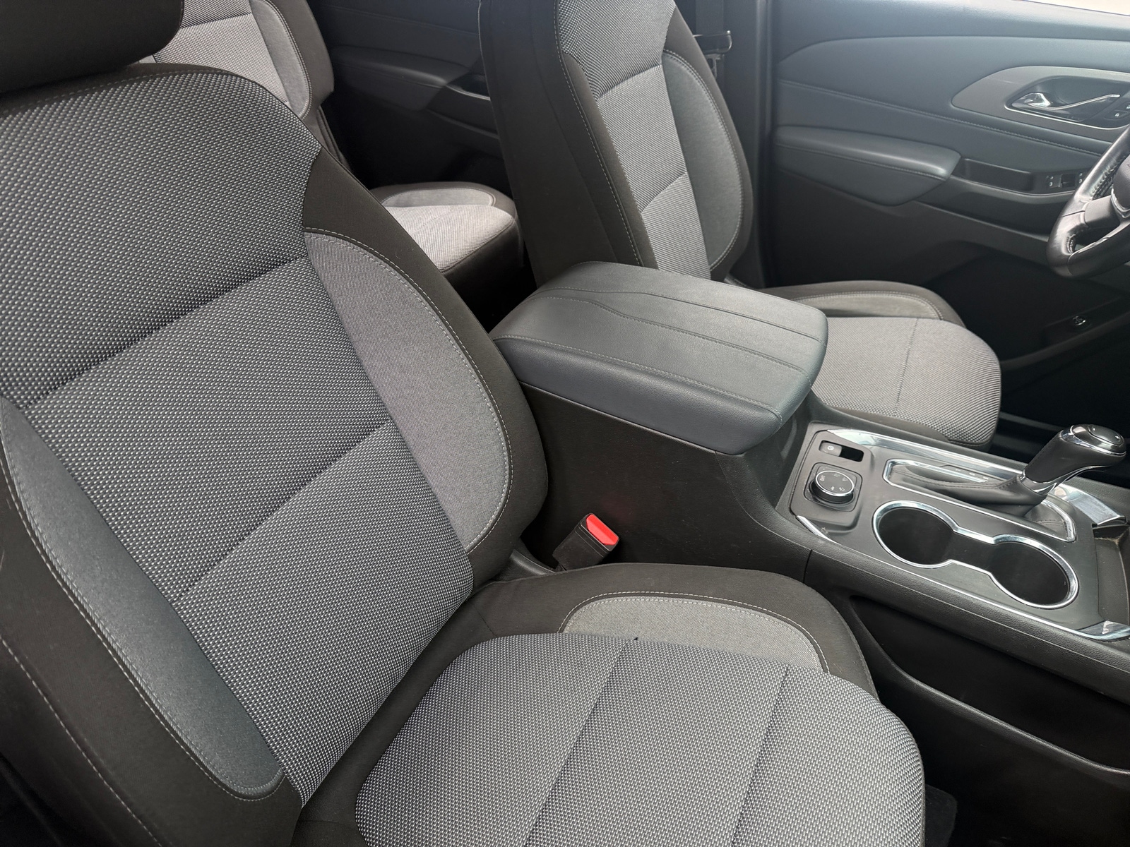 Thumbnail: 2018 Chevrolet Traverse - 2