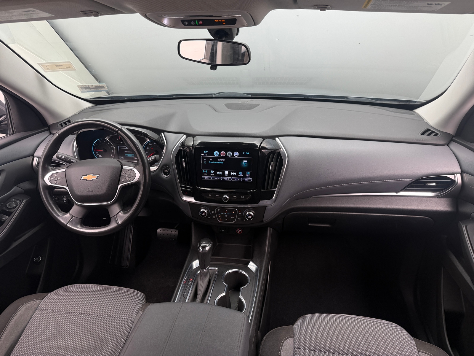 Thumbnail: 2018 Chevrolet Traverse - 3