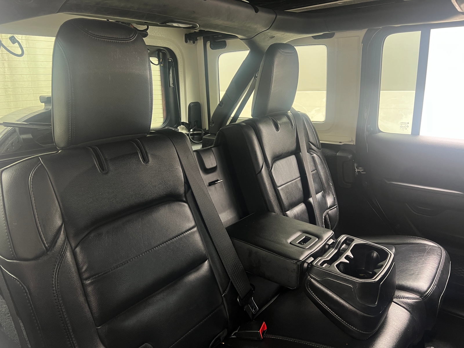Thumbnail: 2021 Jeep Wrangler - 5