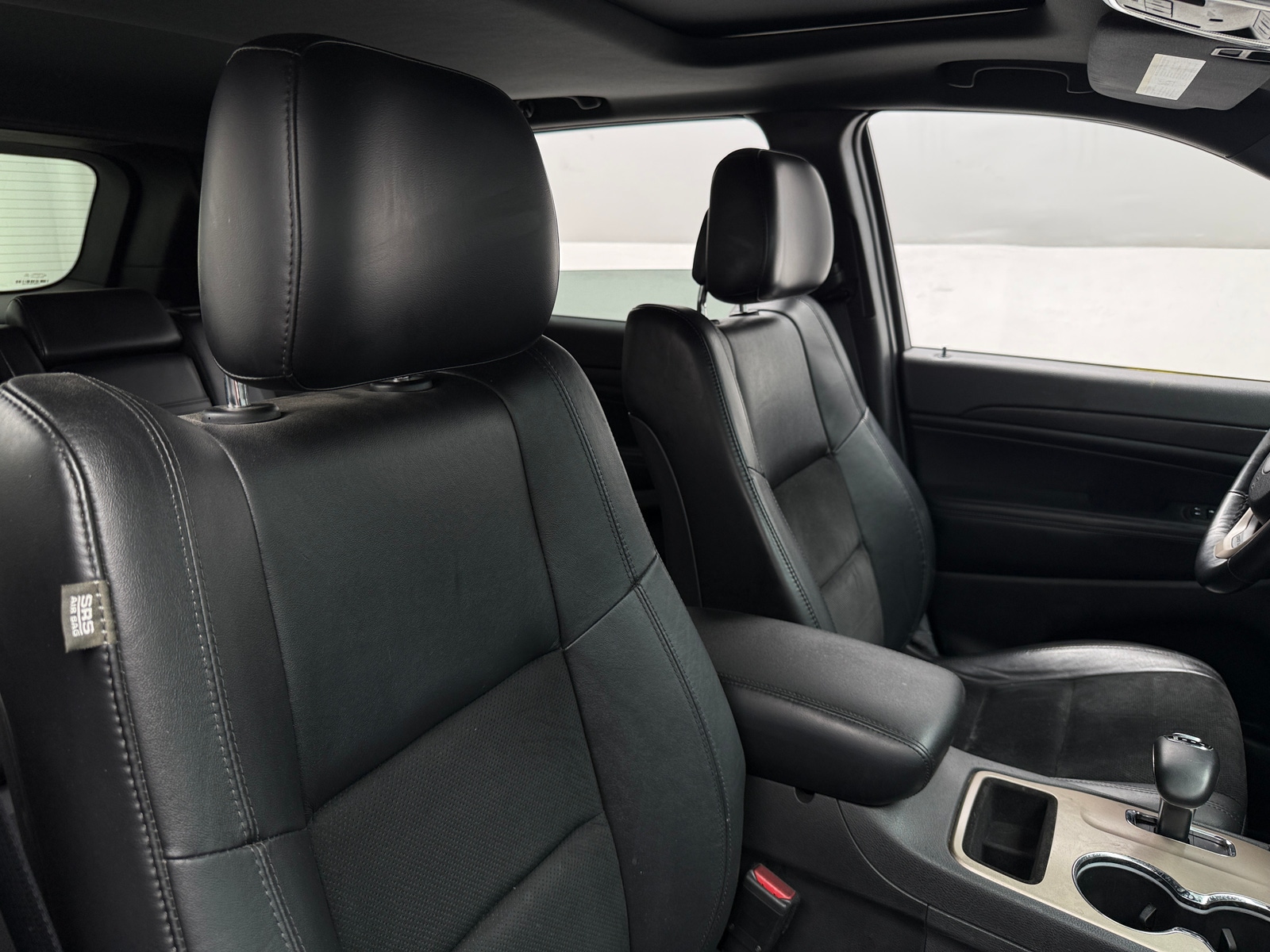 Thumbnail: 2015 Jeep Grand Cherokee - 2