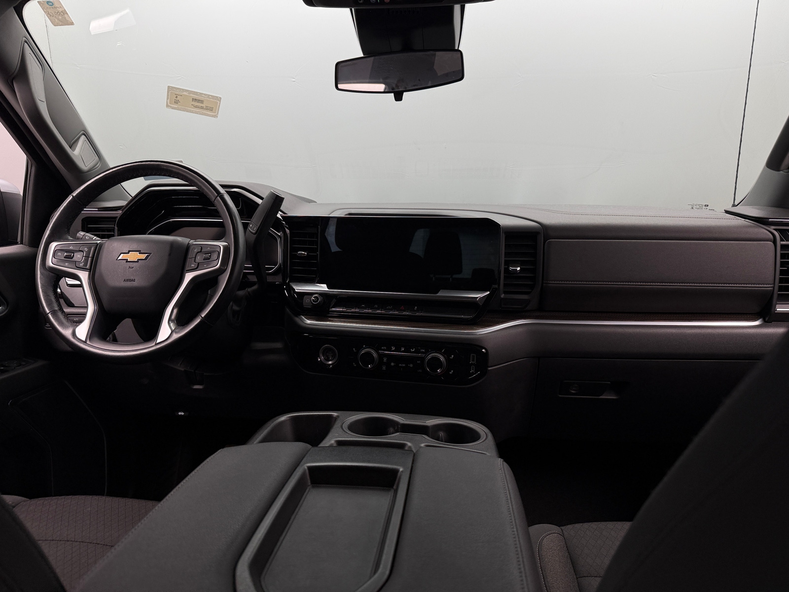 Thumbnail: 2022 Chevrolet Silverado 1500 - 3