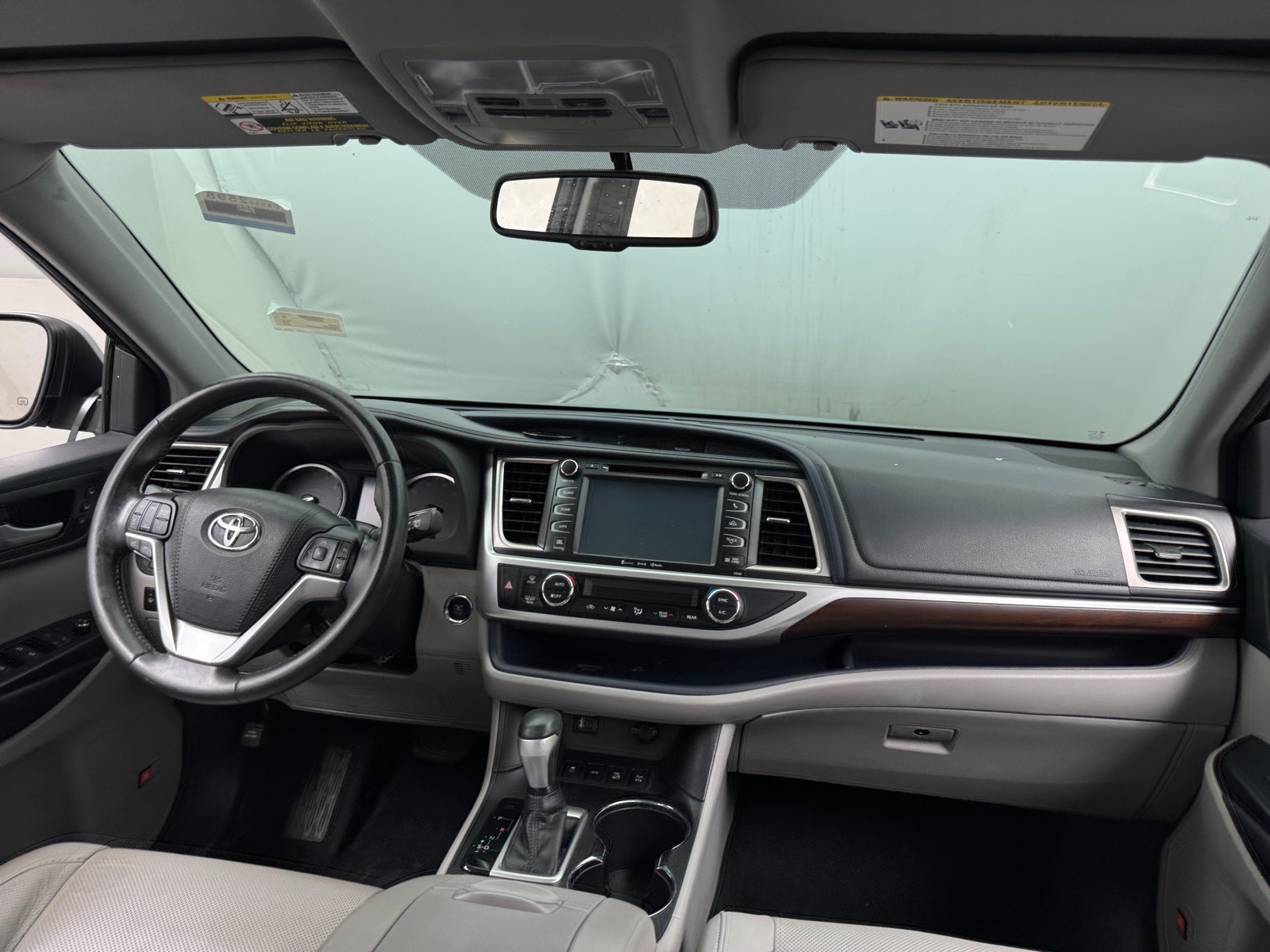 Thumbnail: 2016 Toyota Highlander - 2