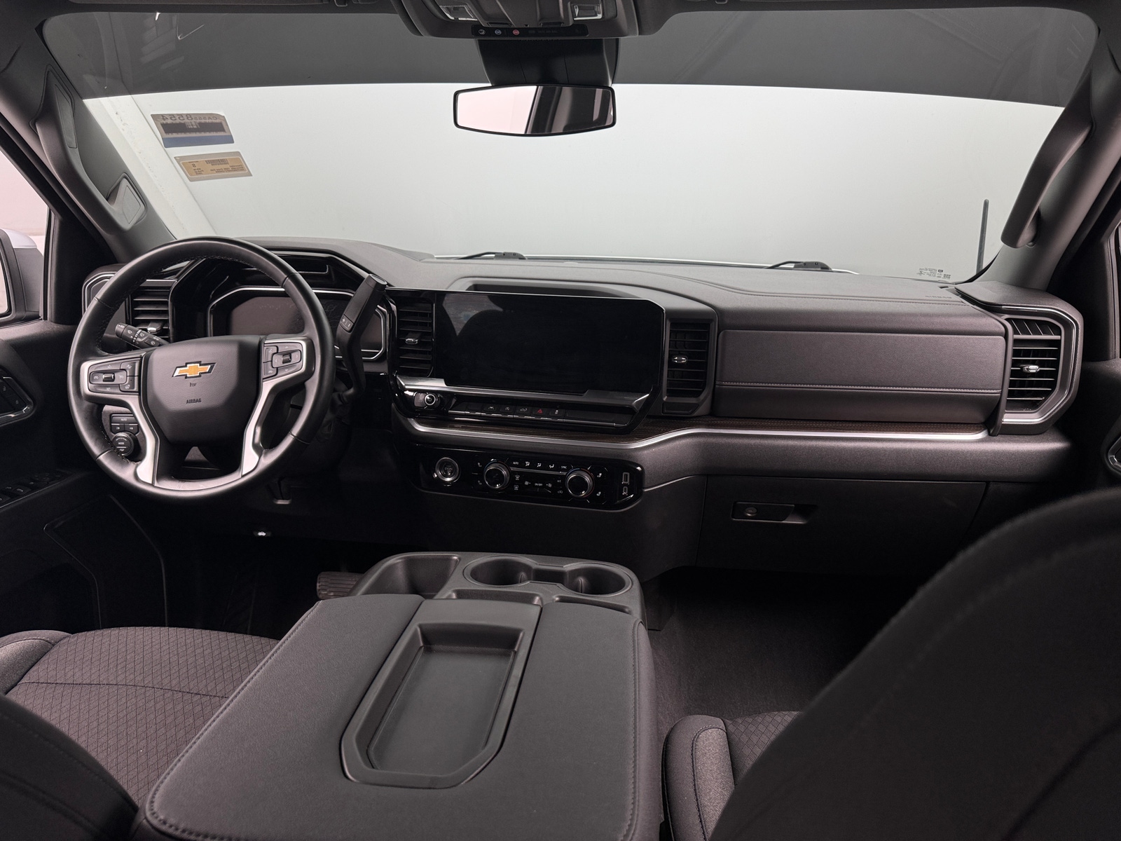 Thumbnail: 2023 Chevrolet Silverado 1500 - 3