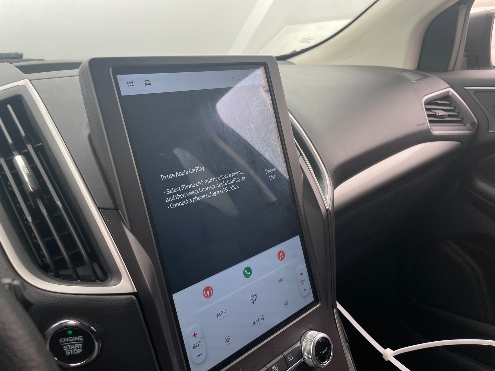 Thumbnail: 2021 Ford Edge - 4