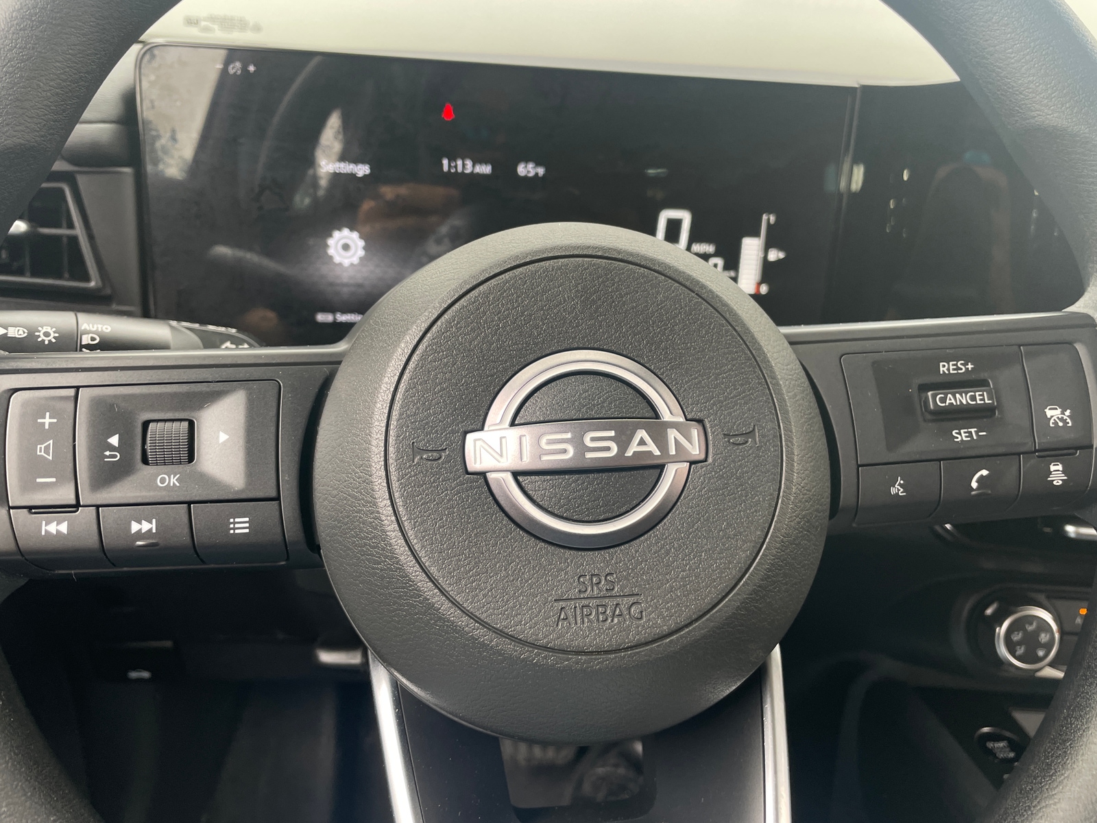 Thumbnail: 2025 Nissan Kicks - 5