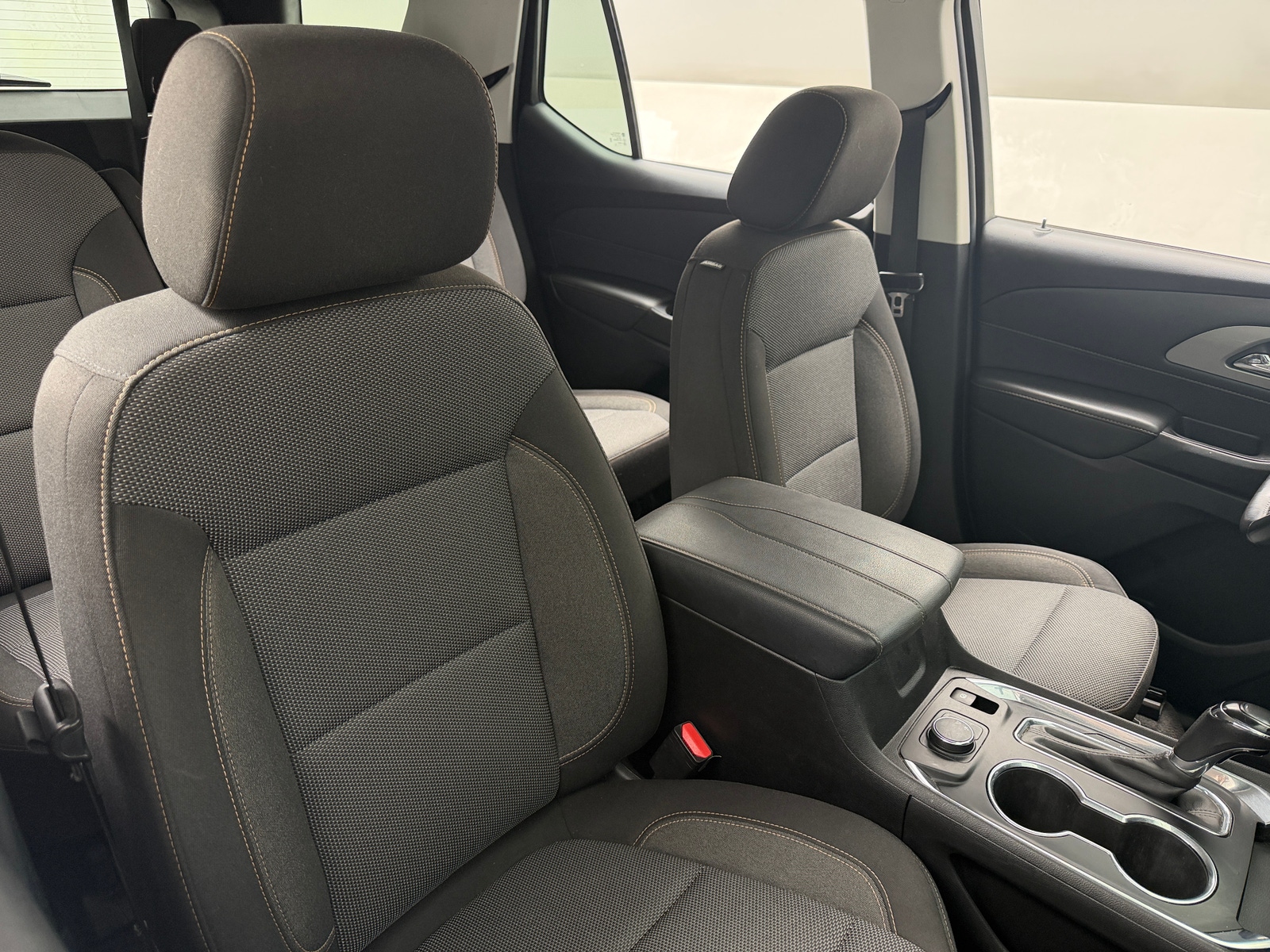 Thumbnail: 2020 Chevrolet Traverse - 2