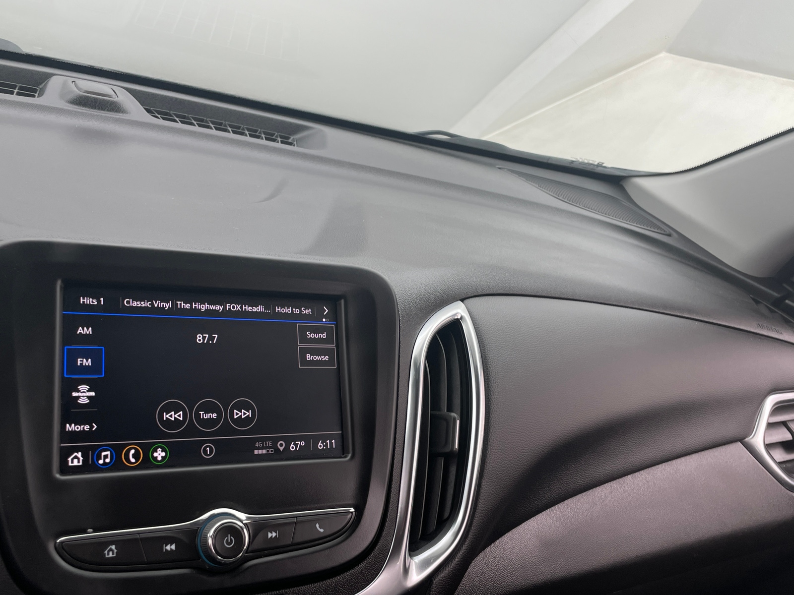 Thumbnail: 2024 Chevrolet Equinox - 4