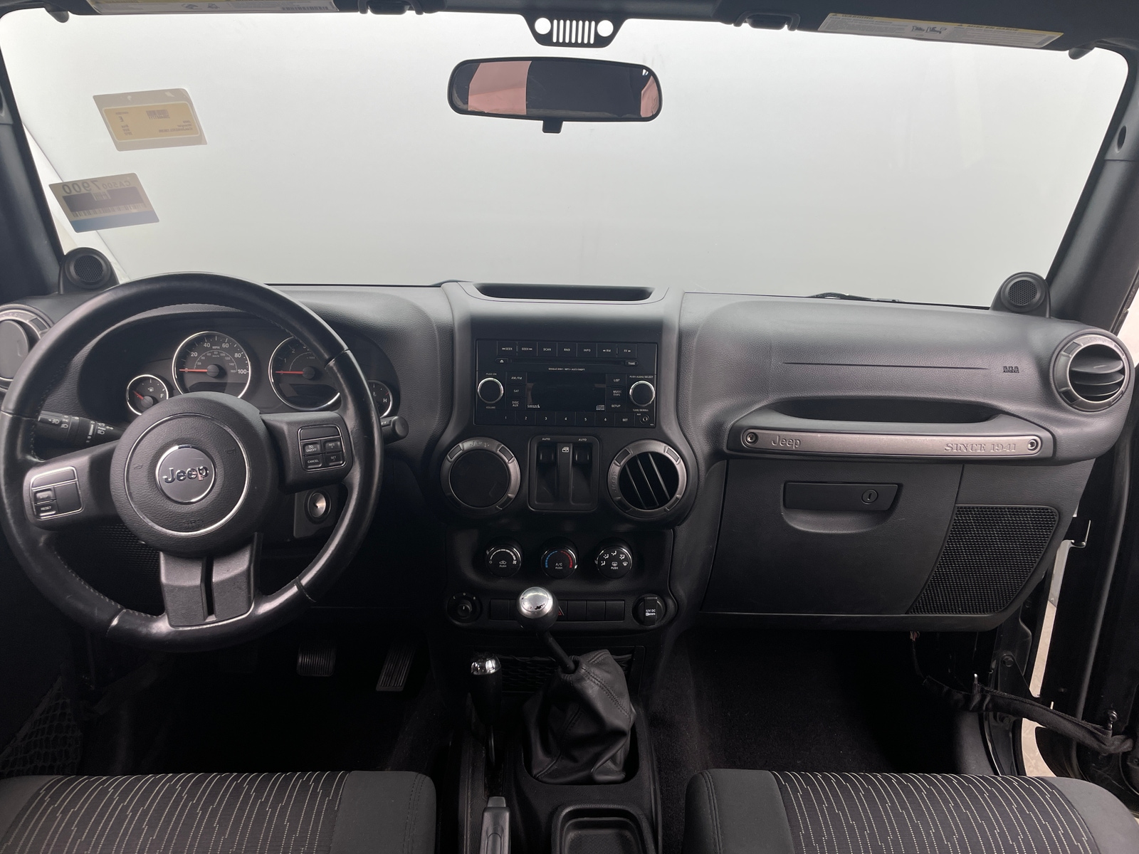Thumbnail: 2012 Jeep Wrangler - 3