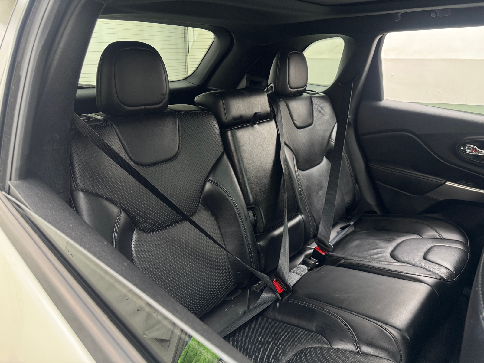 Thumbnail: 2019 Jeep Cherokee - 5