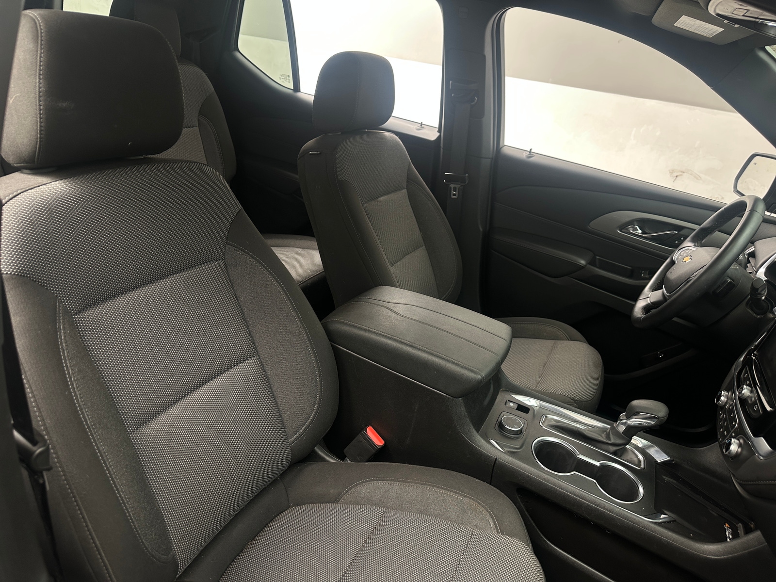 Thumbnail: 2023 Chevrolet Traverse - 2
