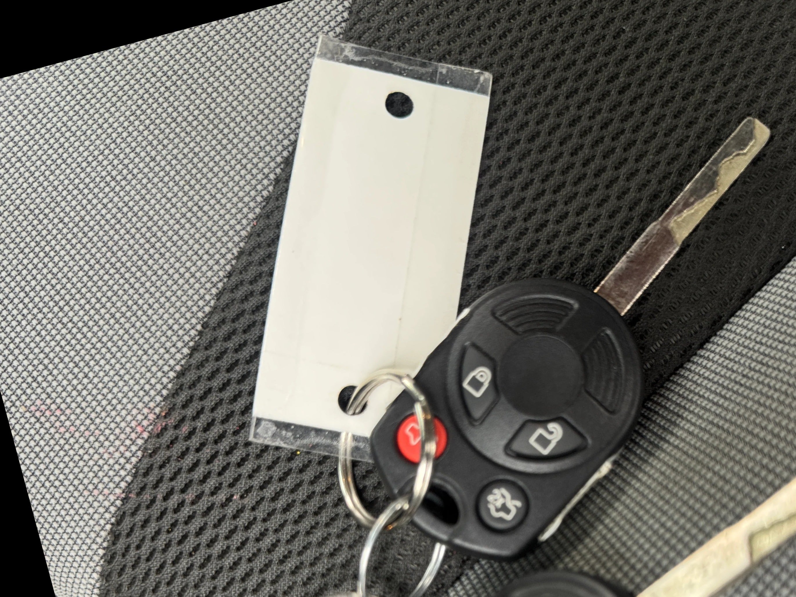 Used 2012 Ford Focus SE with VIN 1FAHP3K27CL442751 for sale in Trenton, OH