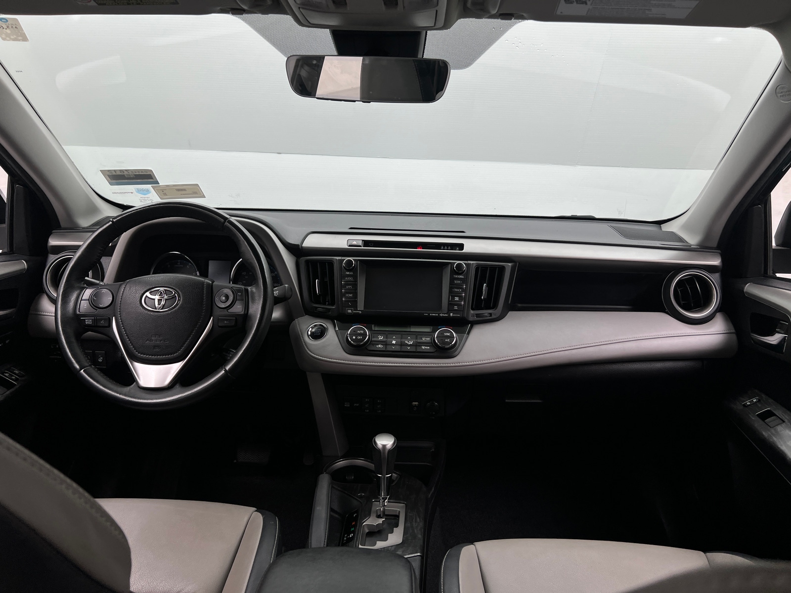 Thumbnail: 2017 Toyota RAV4 - 2