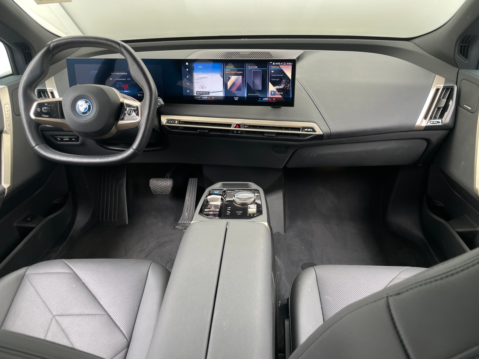 Thumbnail: 2023 BMW iX - 2
