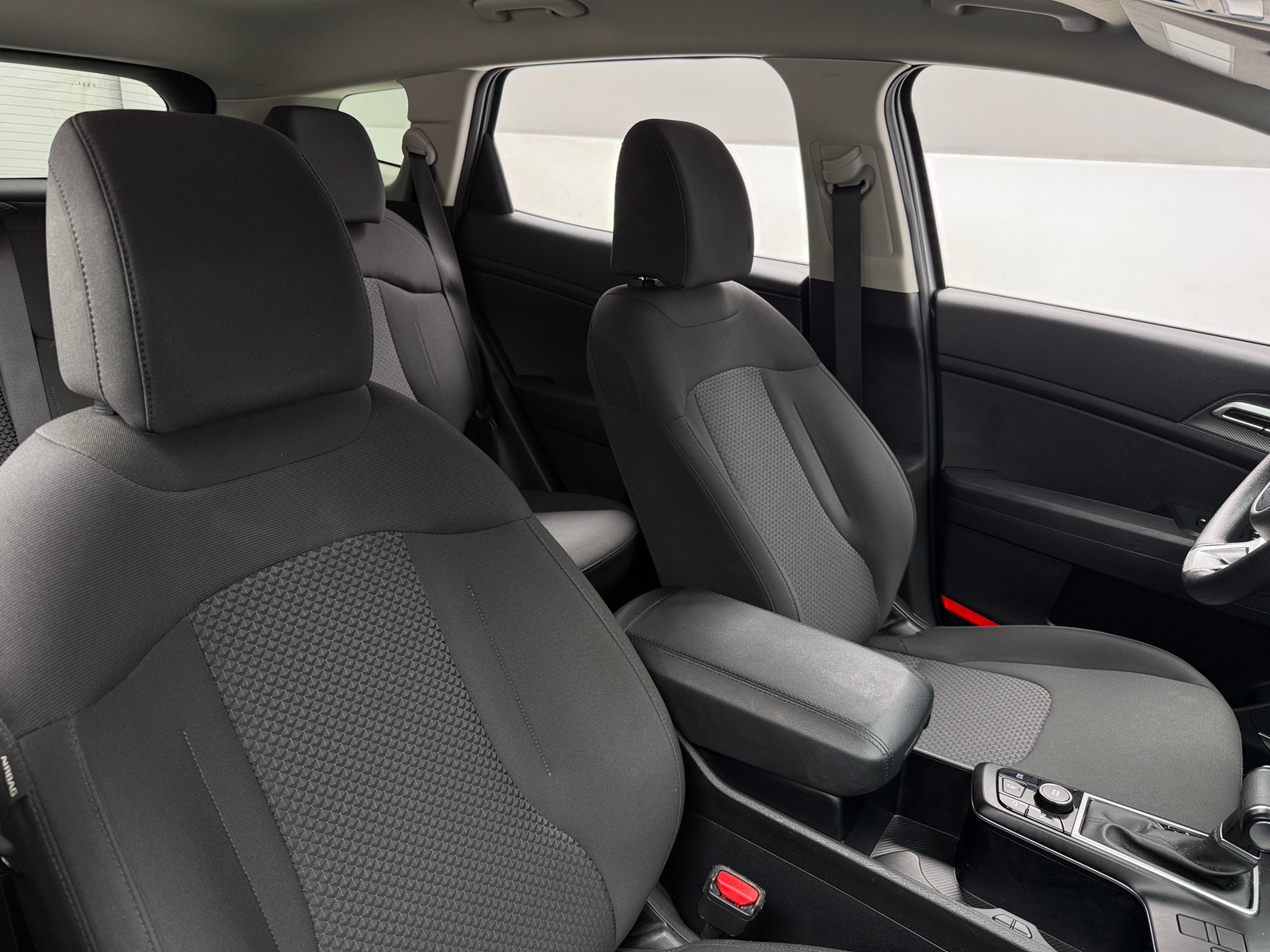 Thumbnail: 2025 Kia Sportage - 2