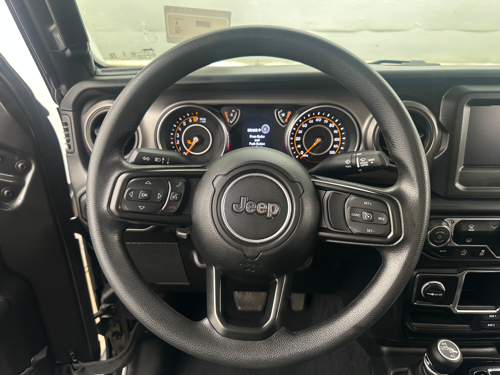 Thumbnail: 2023 Jeep Gladiator - 5