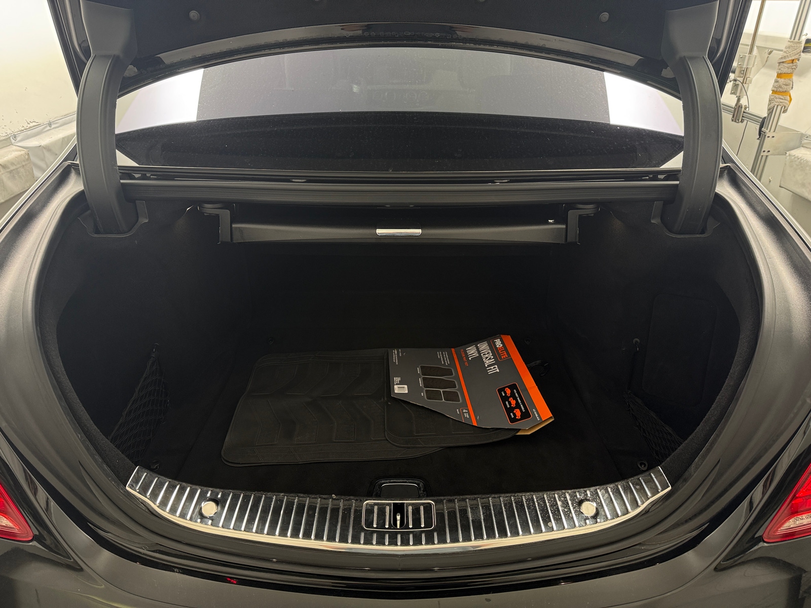 Thumbnail: 2015 Mercedes-Benz S-Class - 6