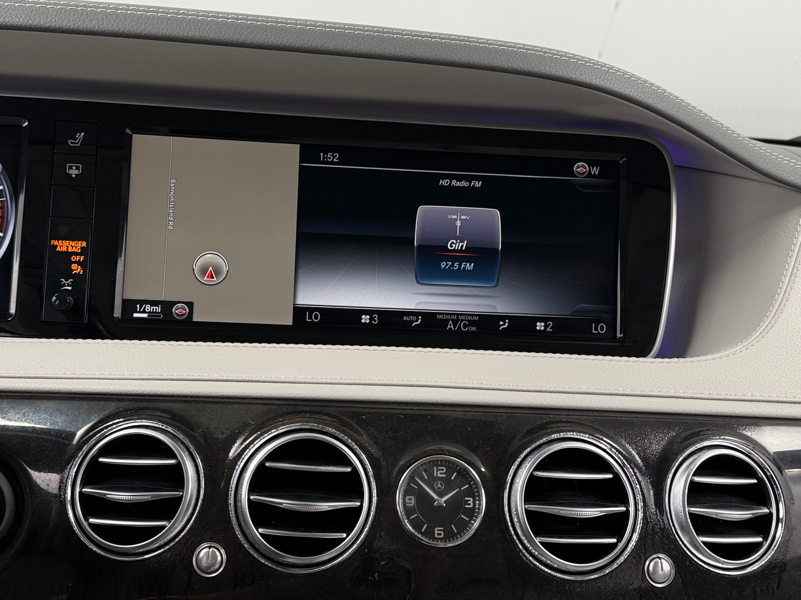 Thumbnail: 2015 Mercedes-Benz S-Class - 3
