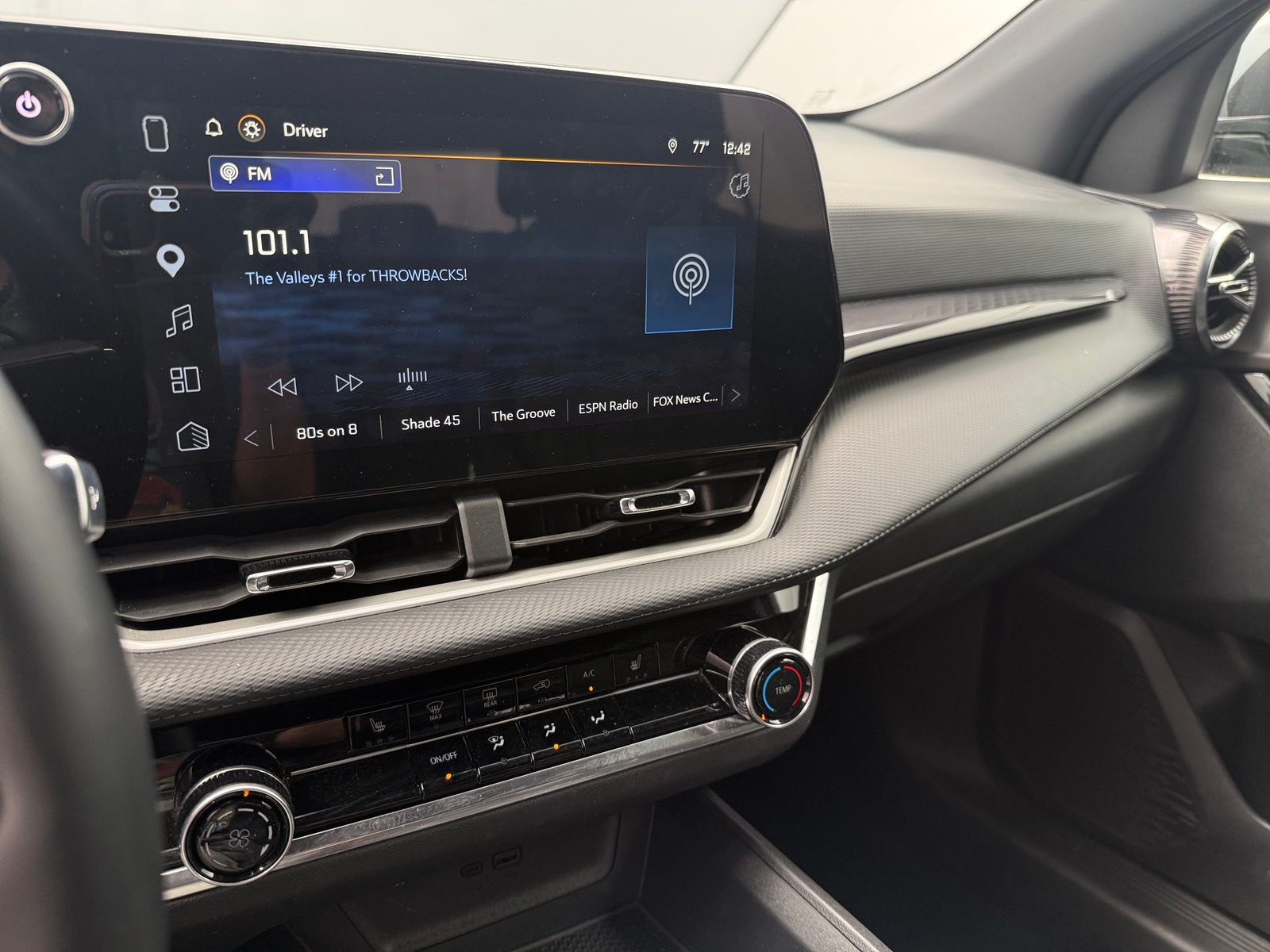 Thumbnail: 2025 Chevrolet Equinox - 4