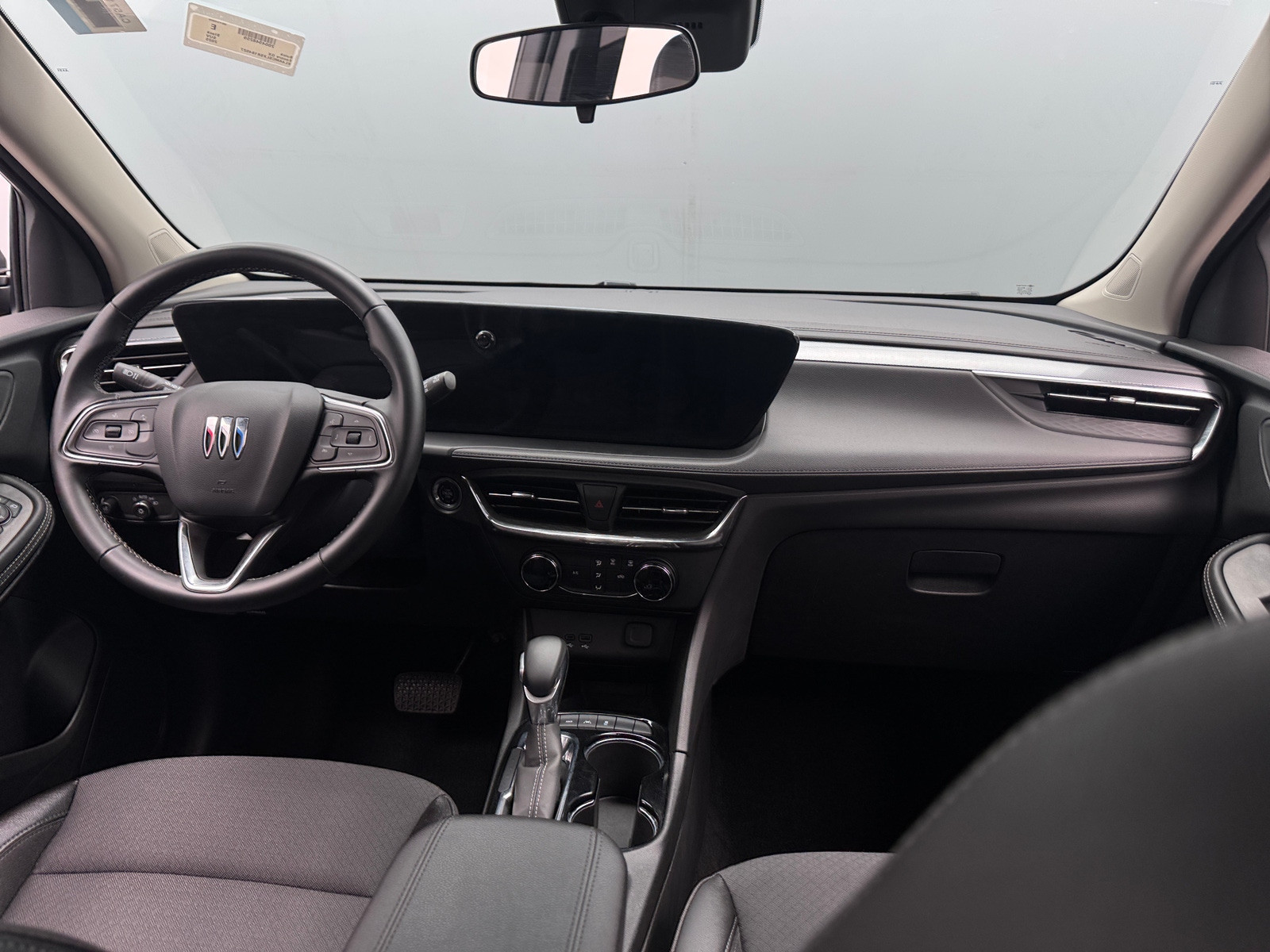 Thumbnail: 2025 Buick Encore GX - 3