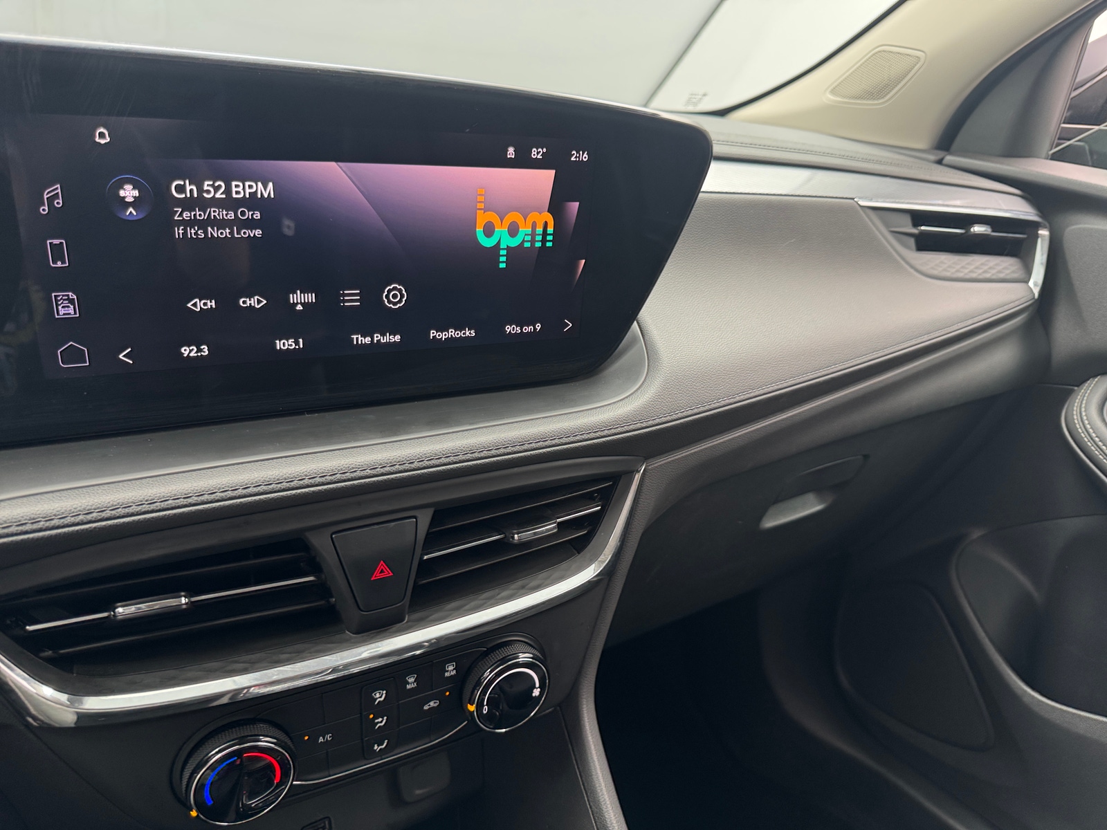 Thumbnail: 2025 Buick Encore GX - 4