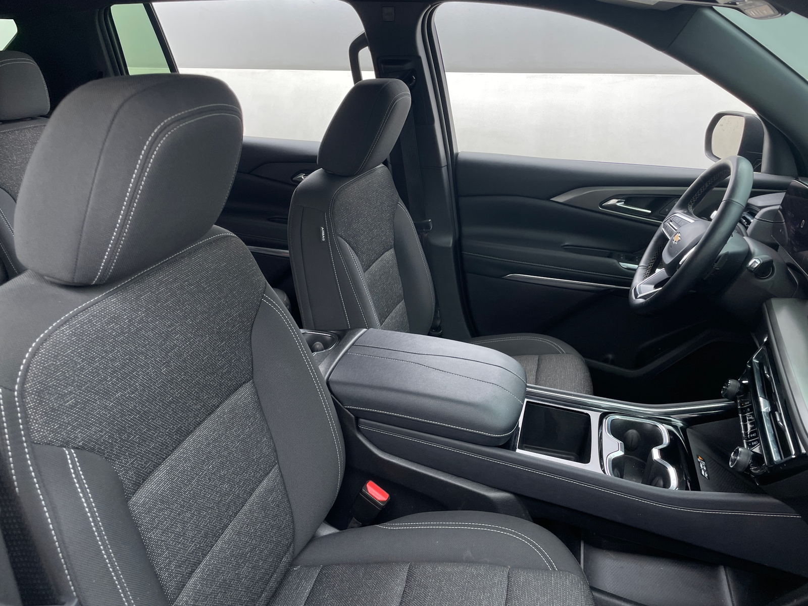 Thumbnail: 2025 Chevrolet Traverse - 2