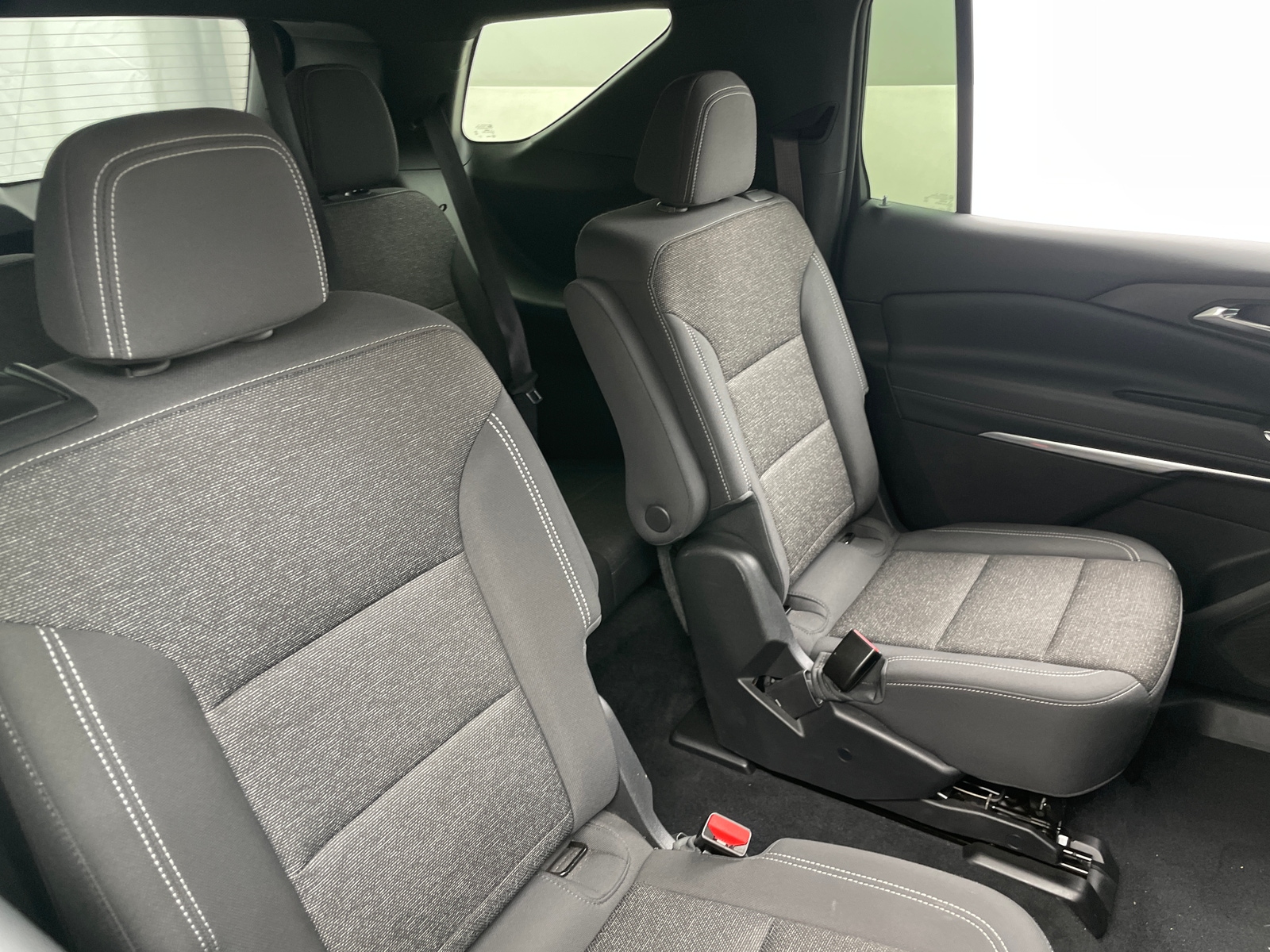 Thumbnail: 2025 Chevrolet Traverse - 6