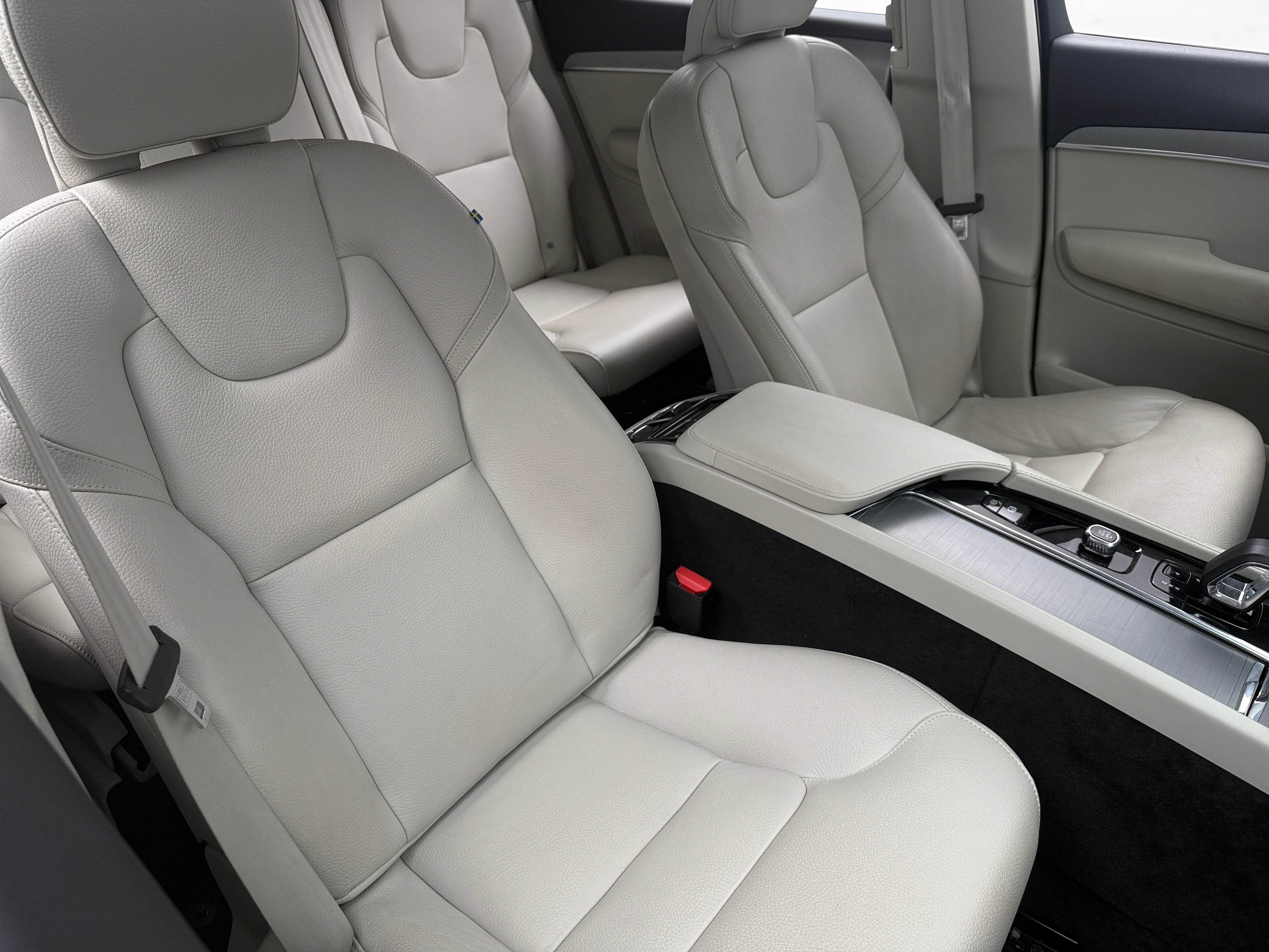 2023 Volvo XC90