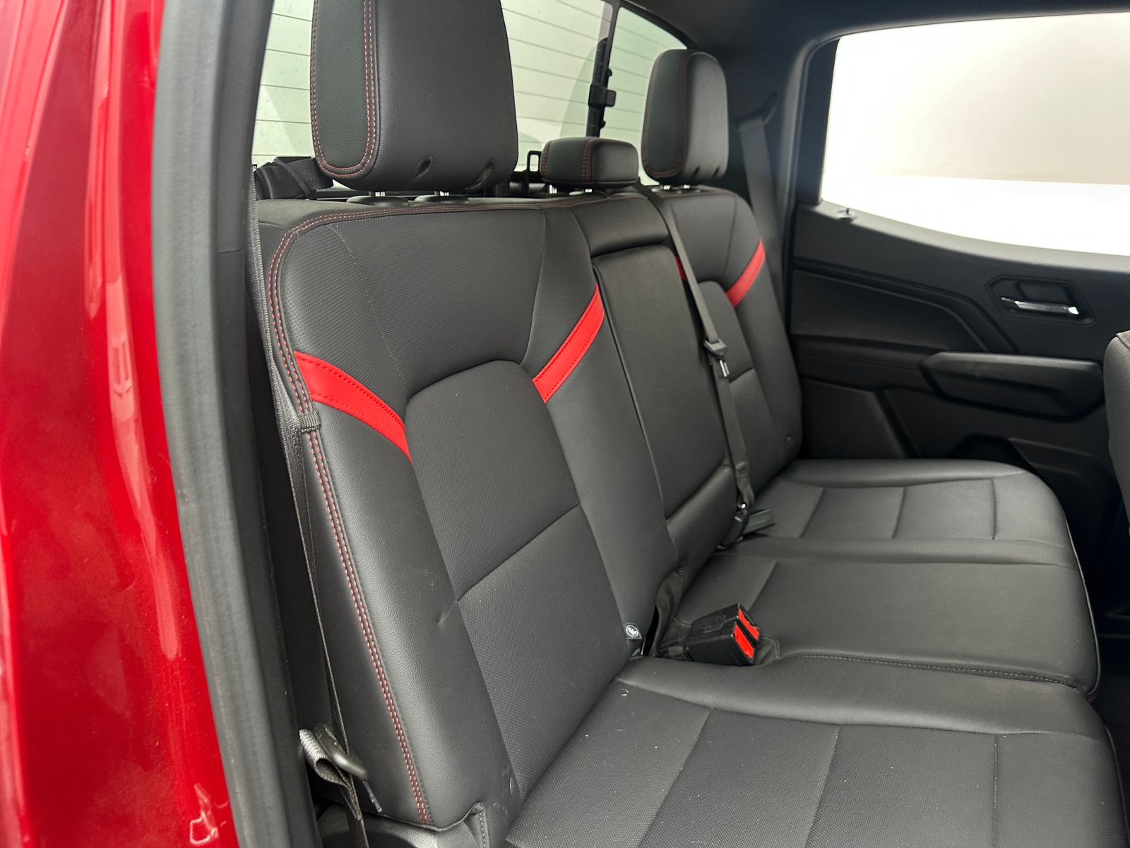 Thumbnail: 2024 Chevrolet Colorado - 5