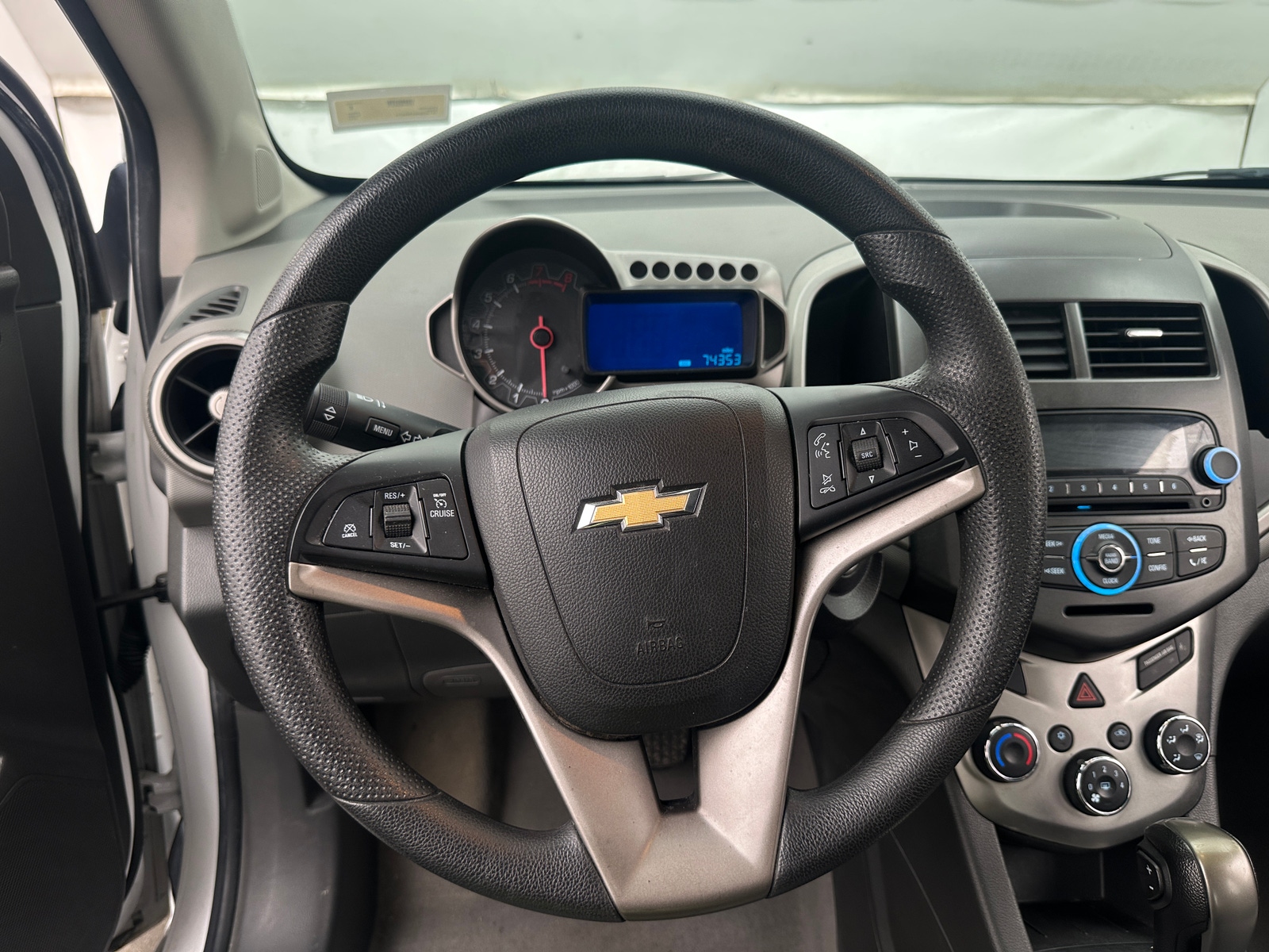 Thumbnail: 2014 Chevrolet Sonic - 5