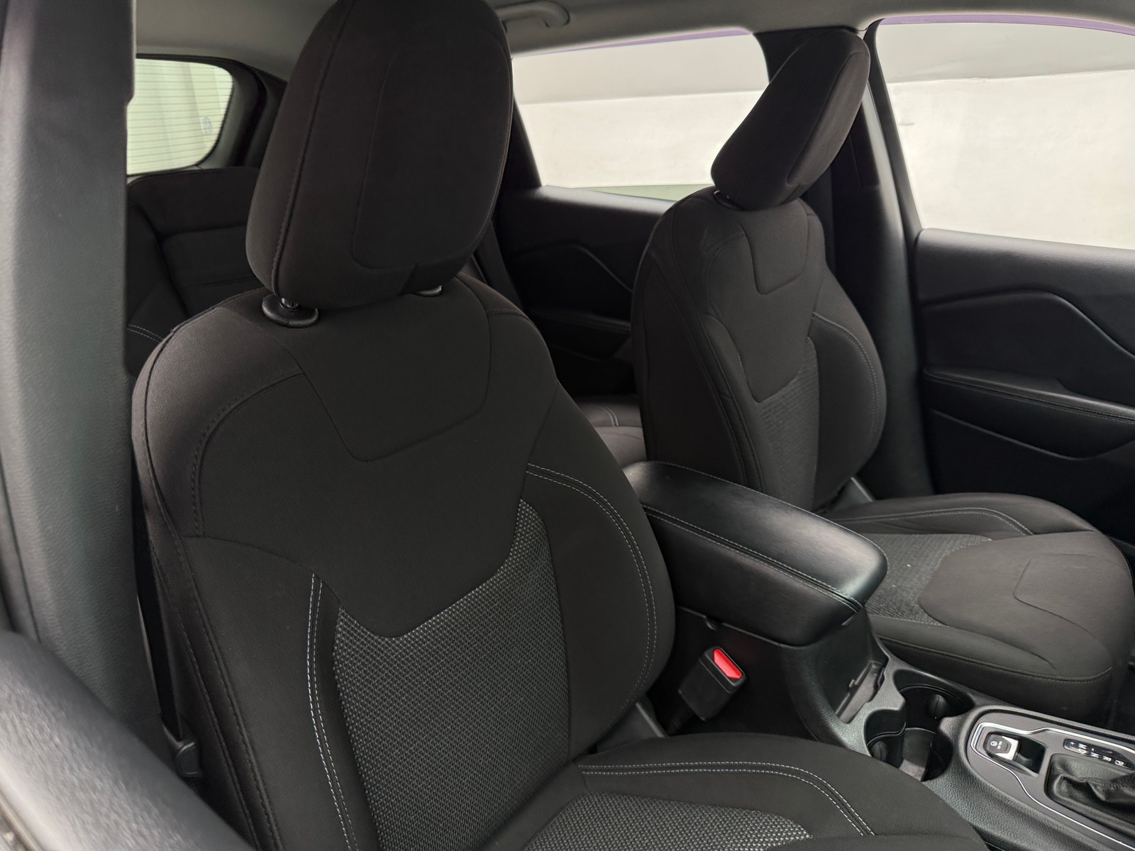 Thumbnail: 2019 Jeep Cherokee - 2