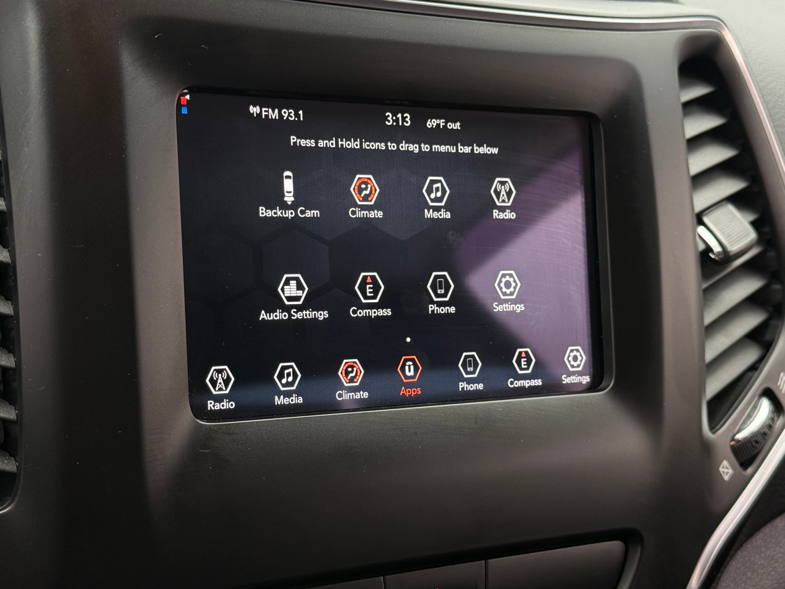 Thumbnail: 2019 Jeep Cherokee - 4