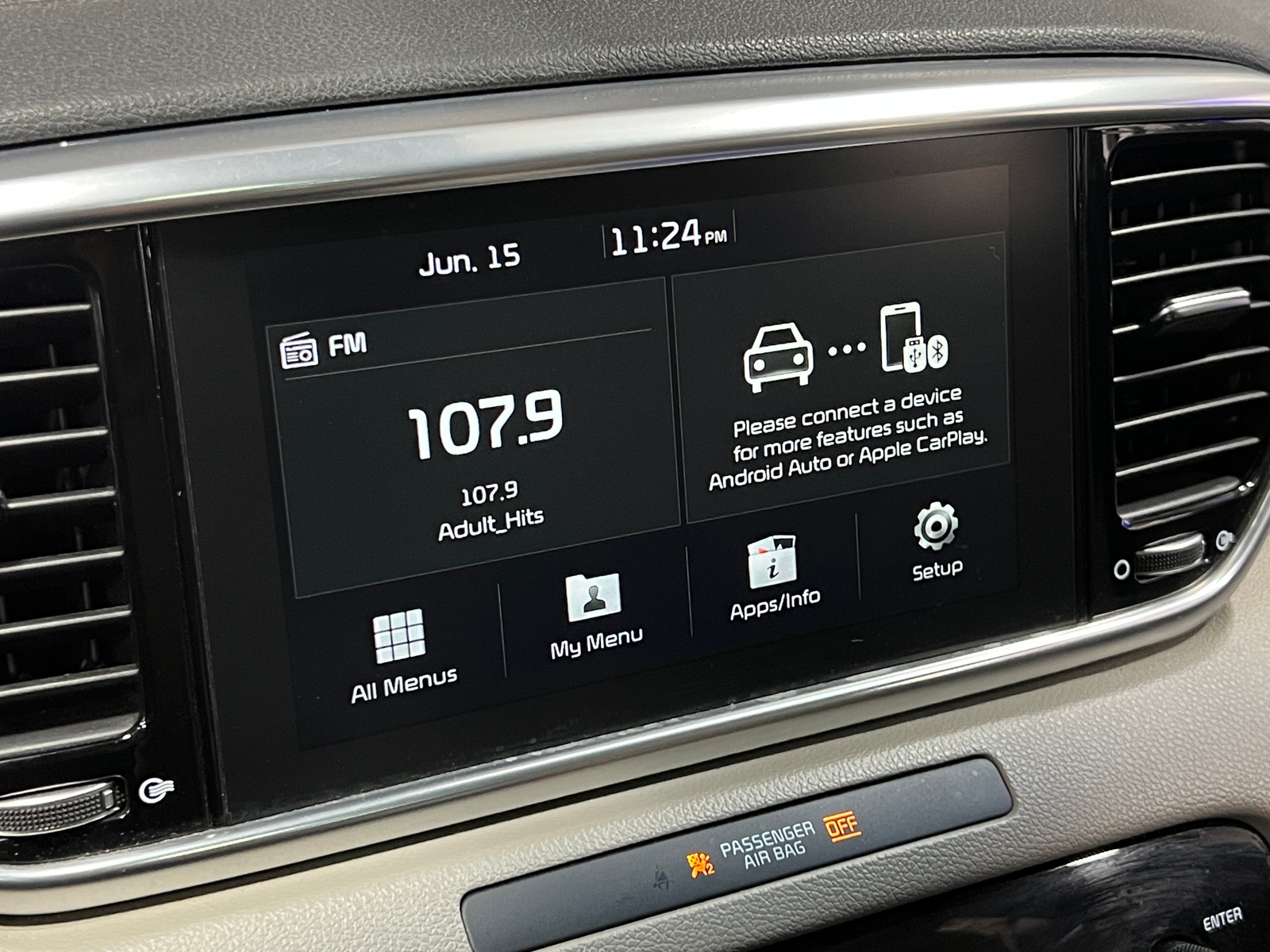 Thumbnail: 2022 Kia Sportage - 3