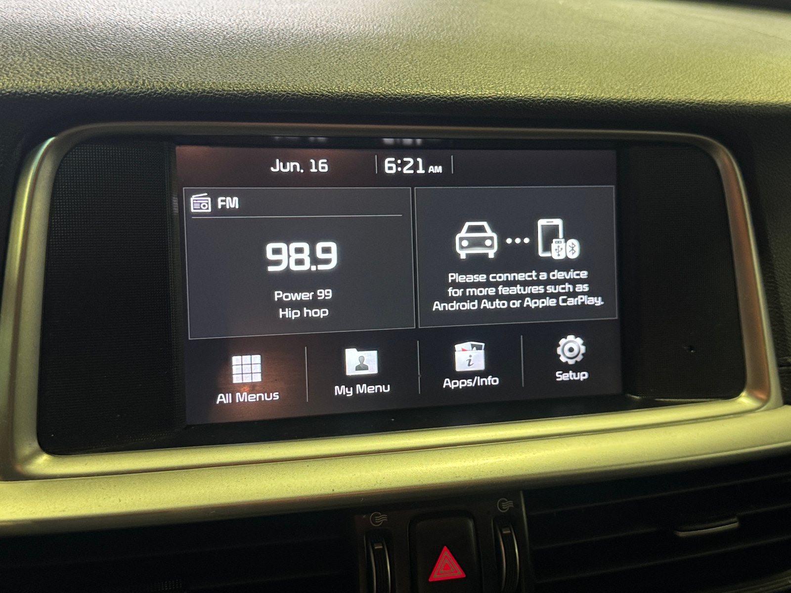 Thumbnail: 2020 Kia Optima - 4