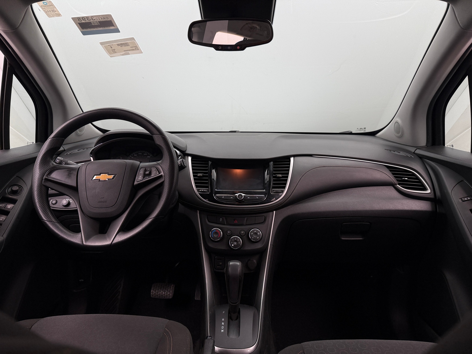 Thumbnail: 2017 Chevrolet Trax - 3