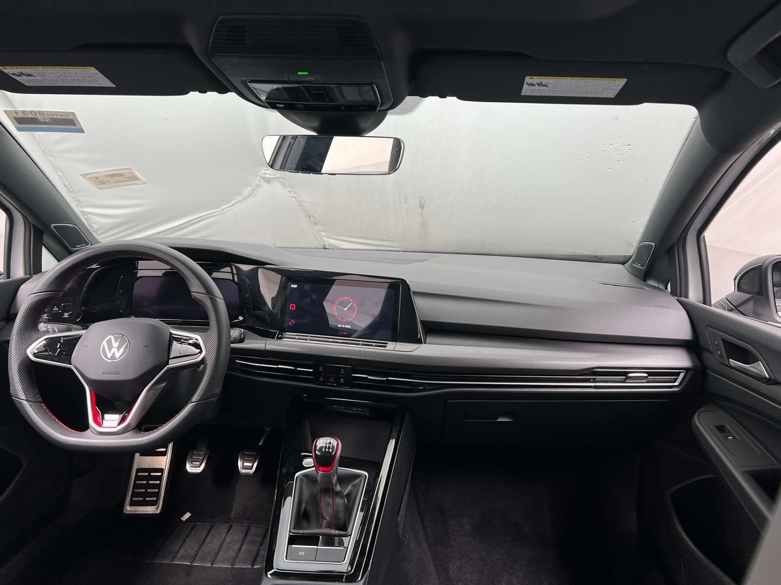 Thumbnail: 2024 Volkswagen Golf - 3