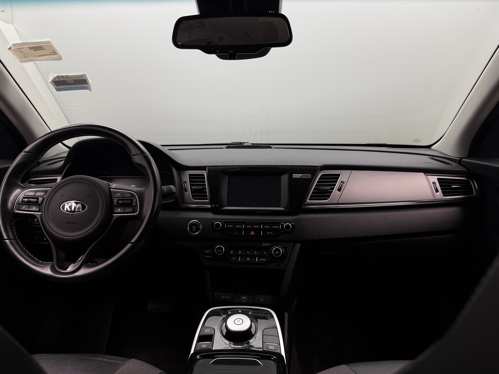 Thumbnail: 2019 Kia Niro - 3