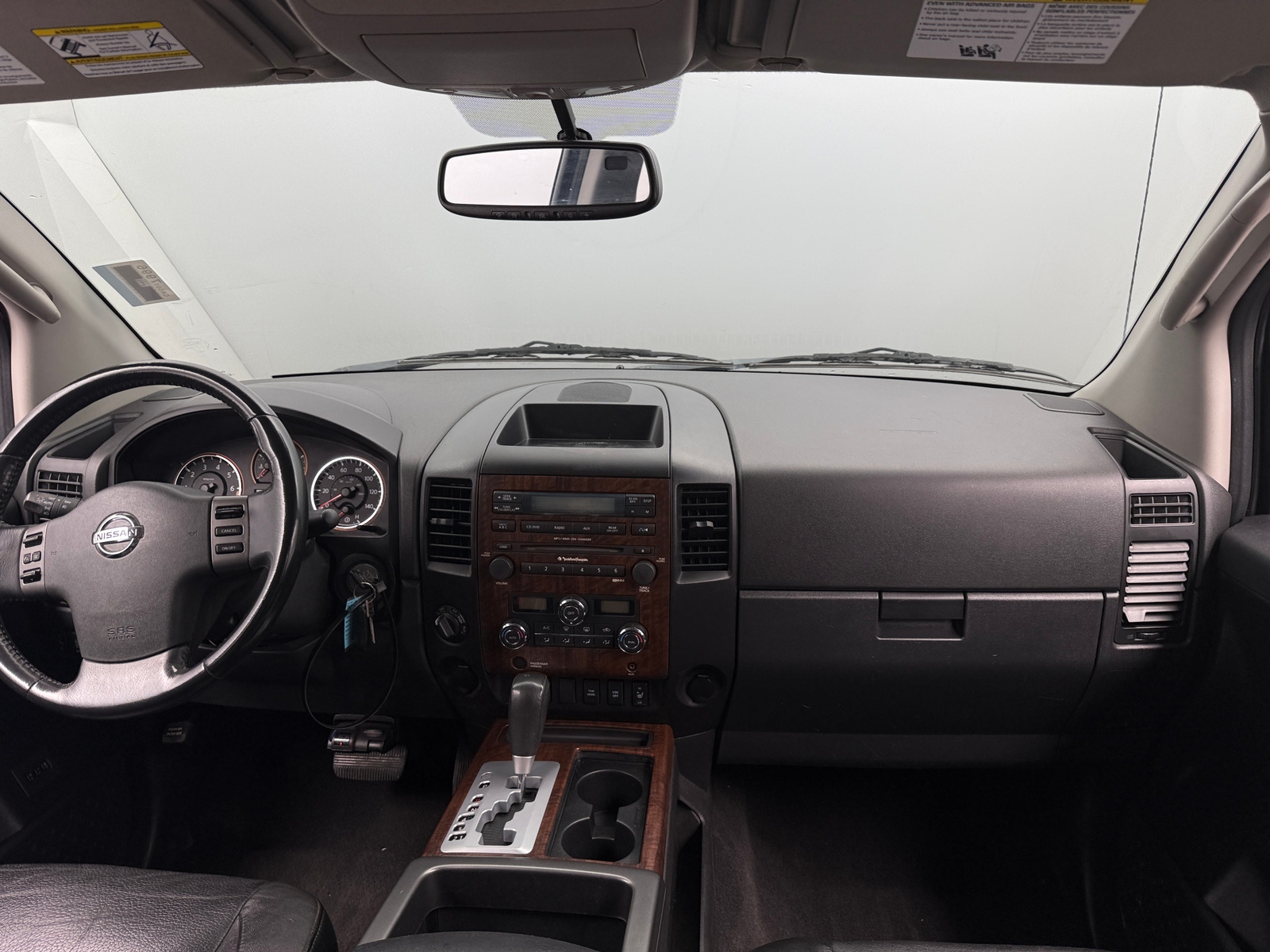 Thumbnail: 2010 Nissan Titan - 2