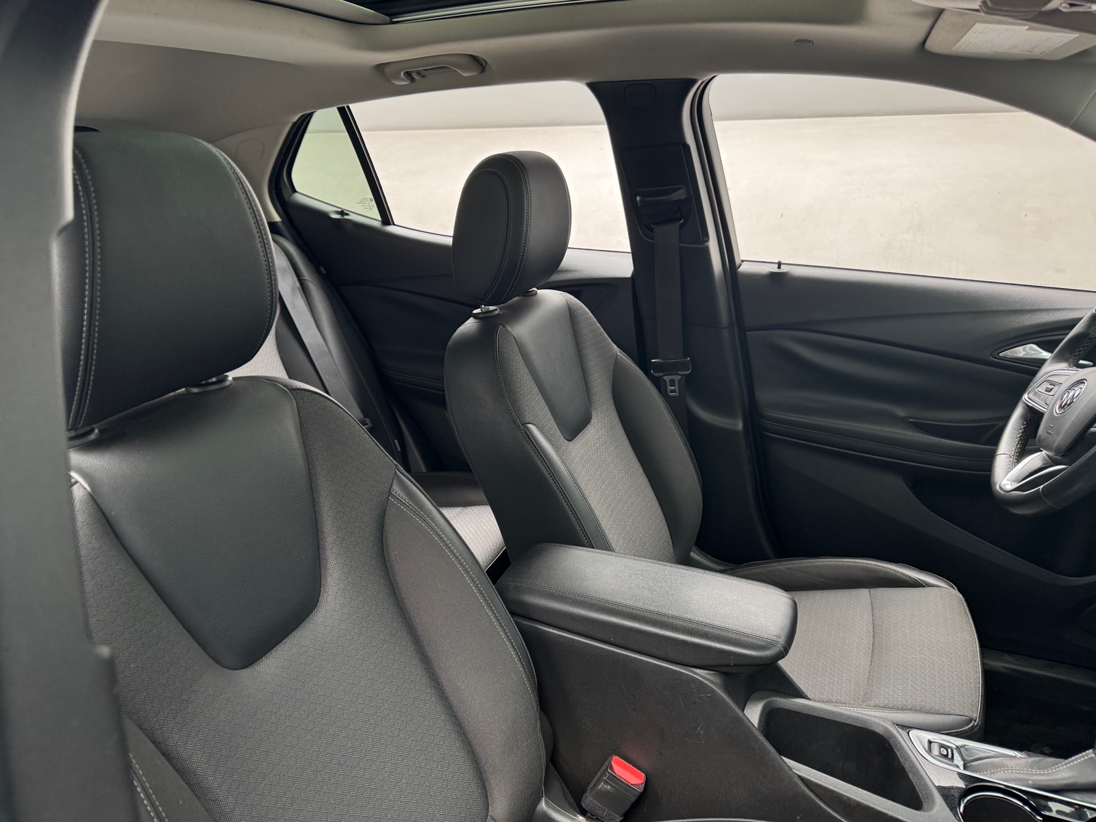 Thumbnail: 2022 Buick Encore GX - 2