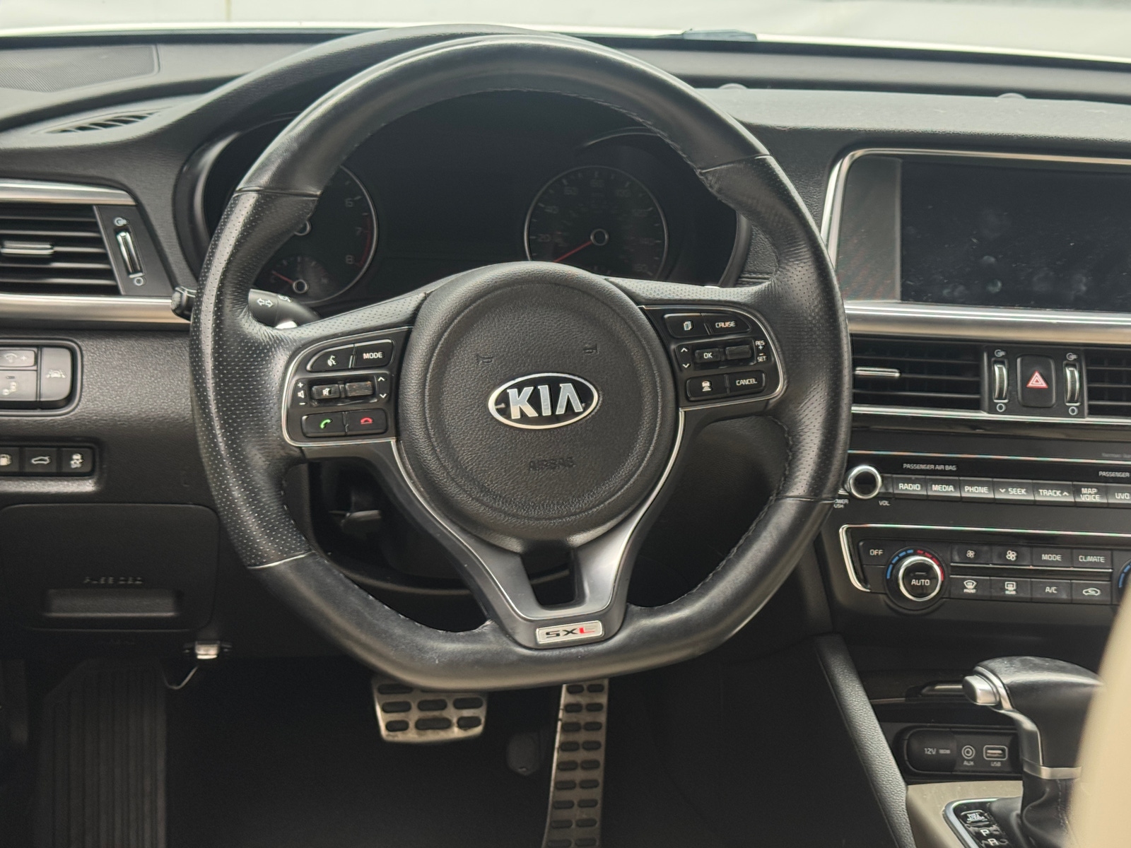 Thumbnail: 2017 Kia Optima - 4