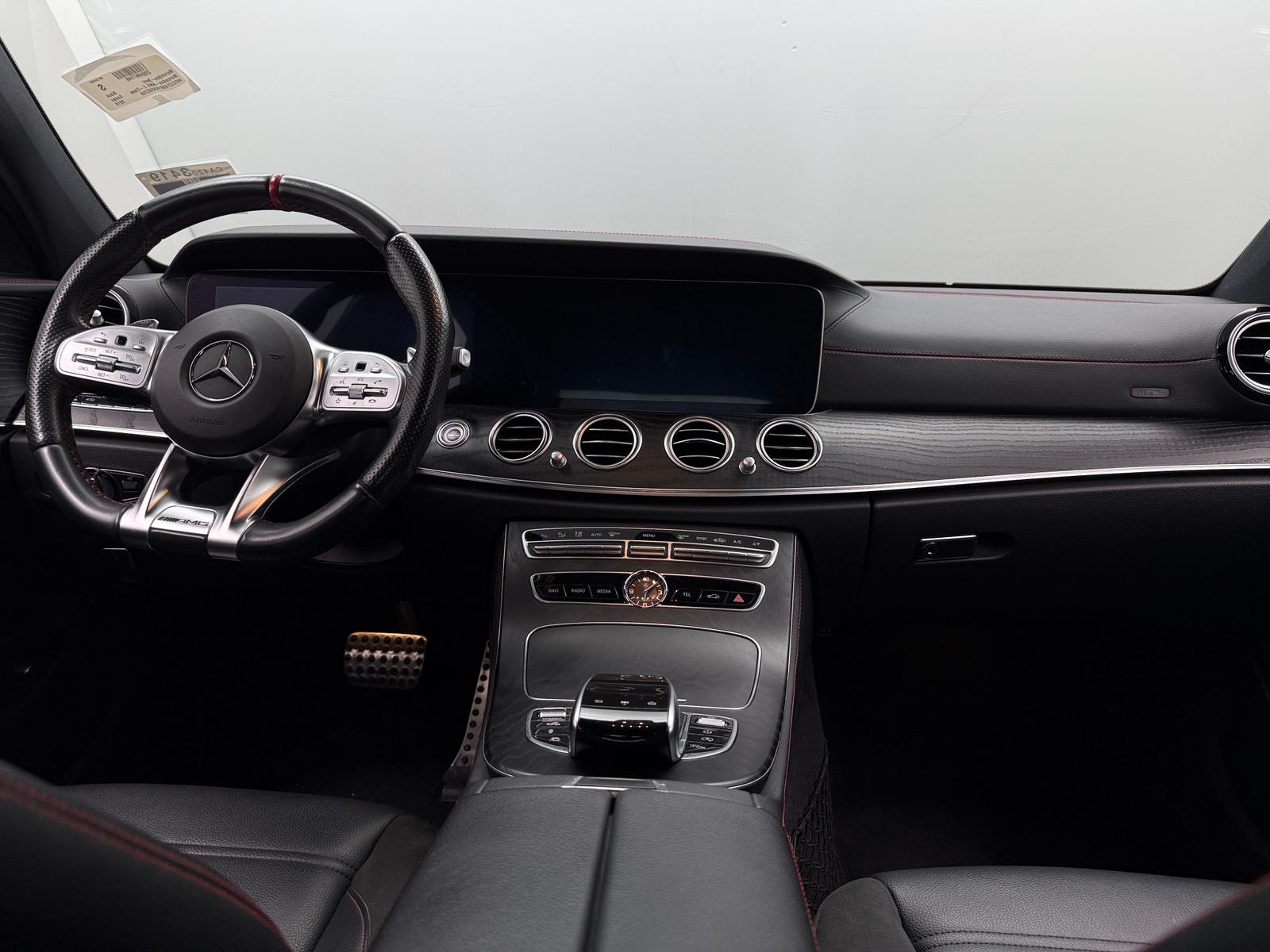 Thumbnail: 2019 Mercedes-Benz E-Class - 2