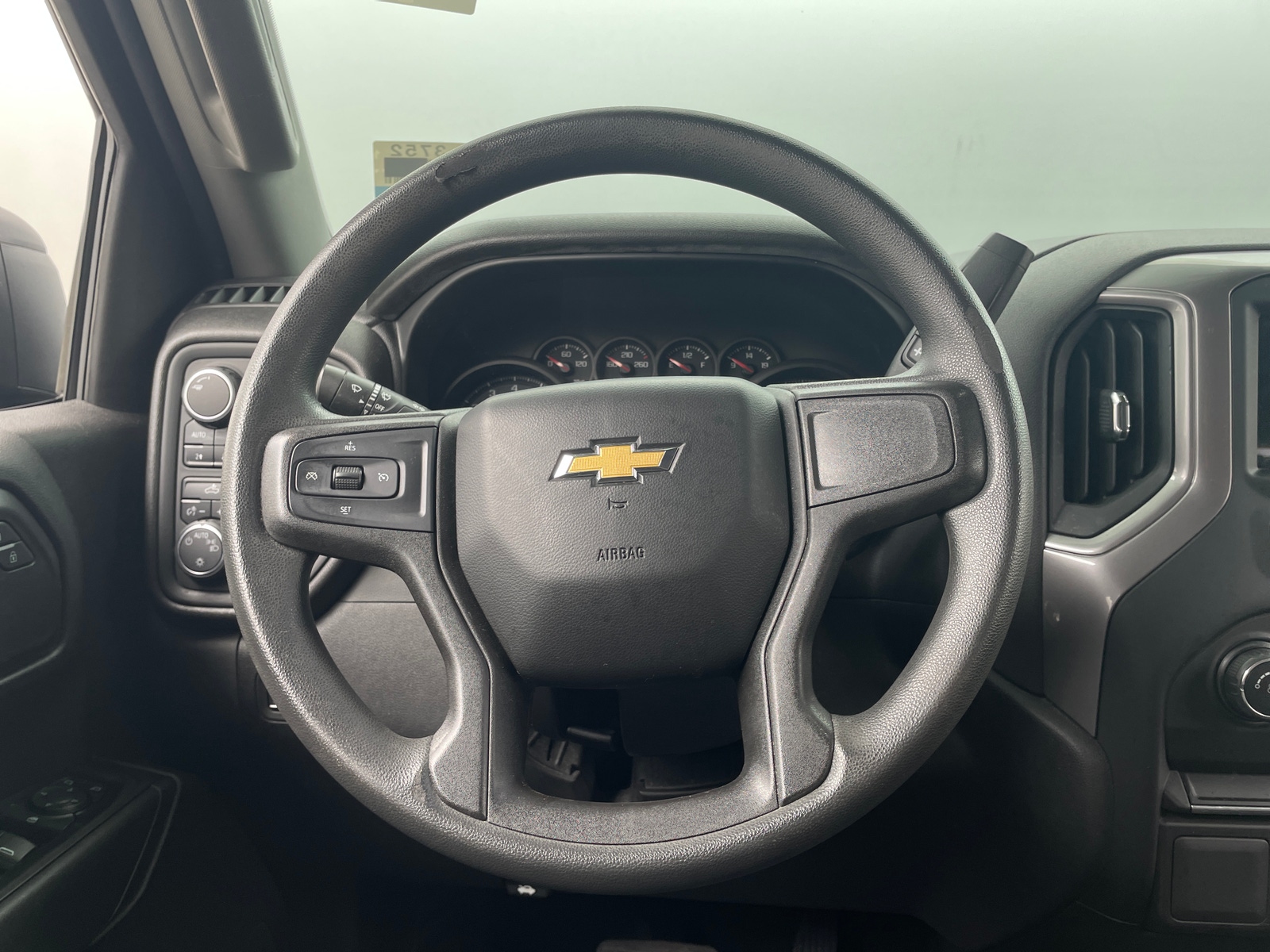 Thumbnail: 2019 Chevrolet Silverado 1500 - 5