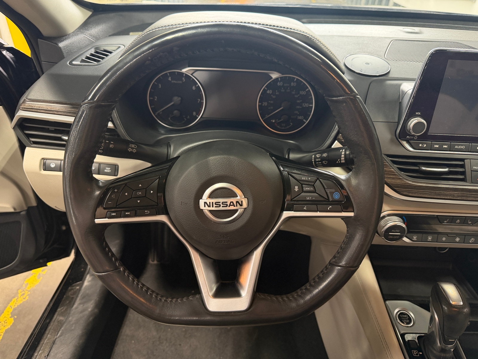 Thumbnail: 2022 Nissan Altima - 4