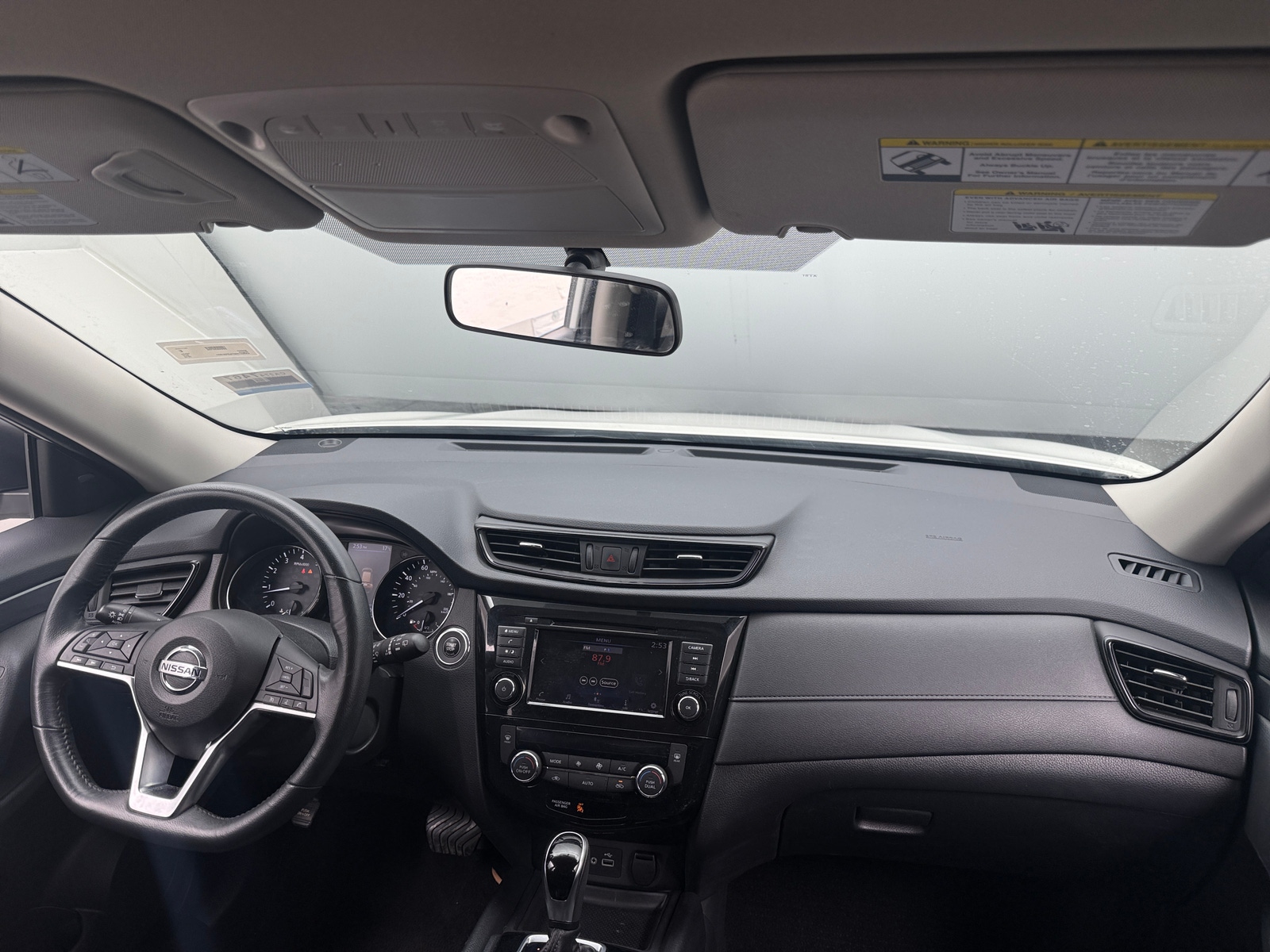 Thumbnail: 2018 Nissan Rogue - 3